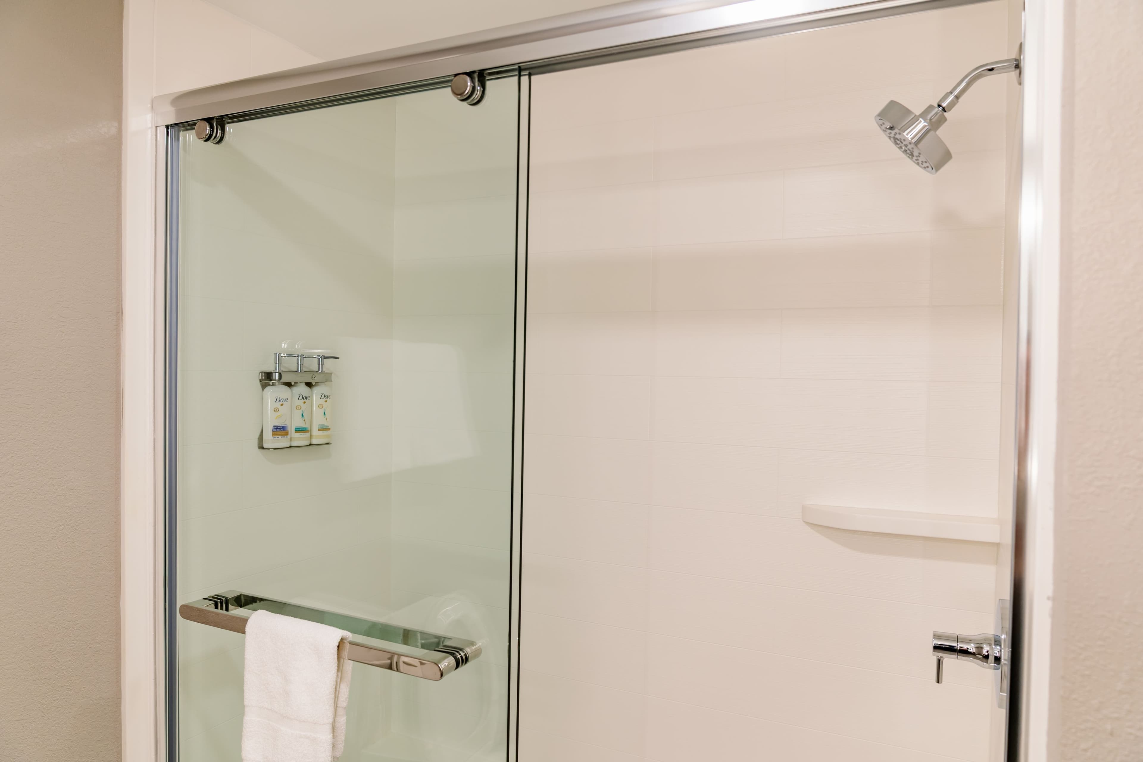 Holiday Inn Express & Suites Raleigh SW NC State — 15