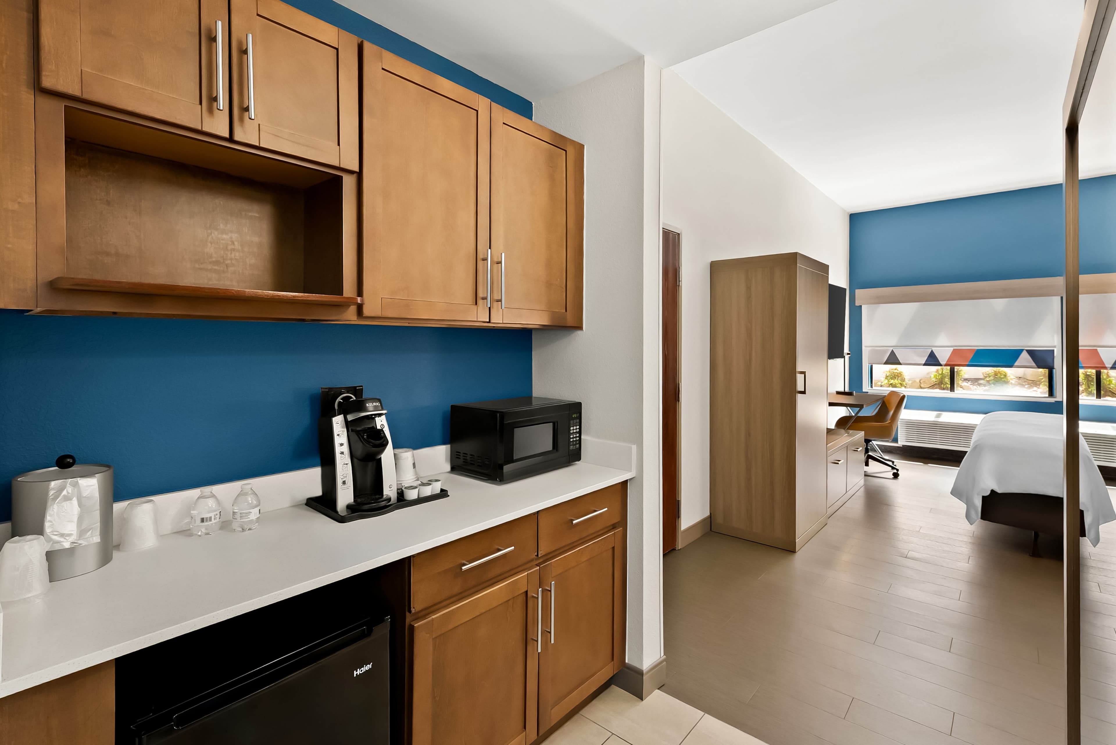 Holiday Inn Express & Suites Raleigh NE - Medical Ctr Area — 9