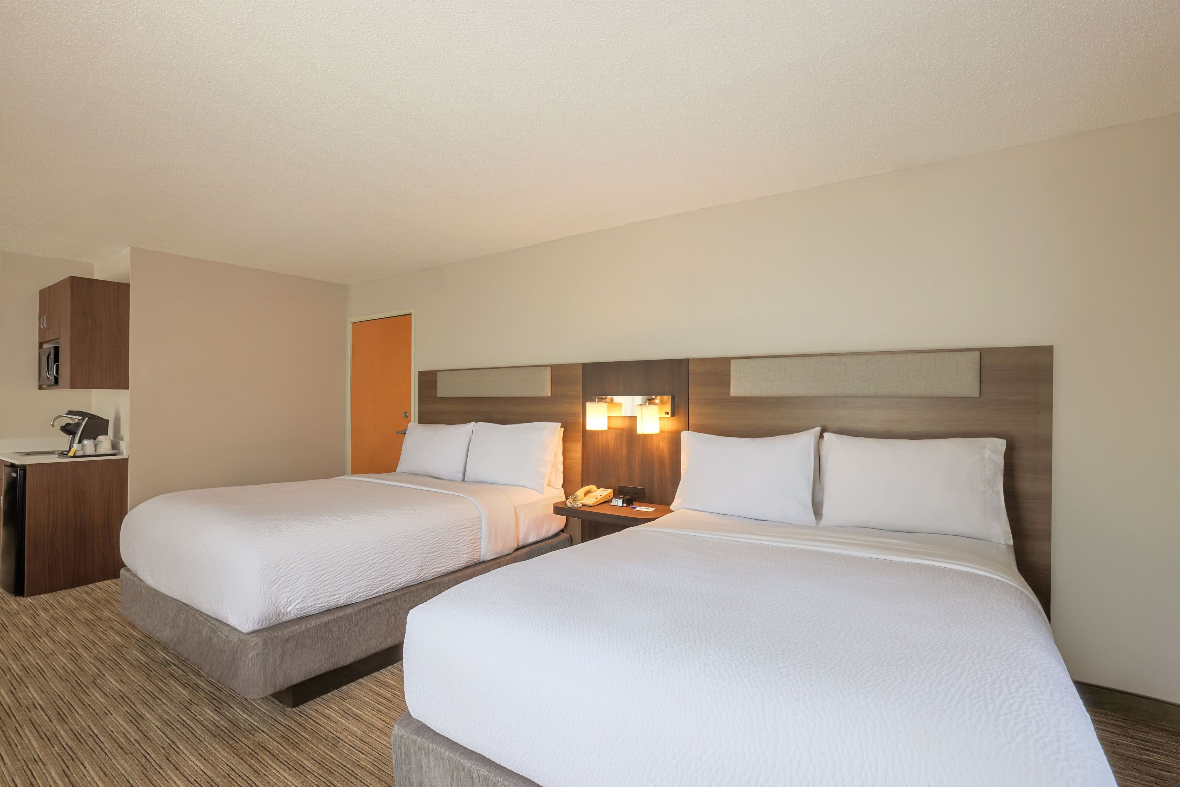 Holiday Inn Express & Suites Raleigh North - Wake Forest — 28