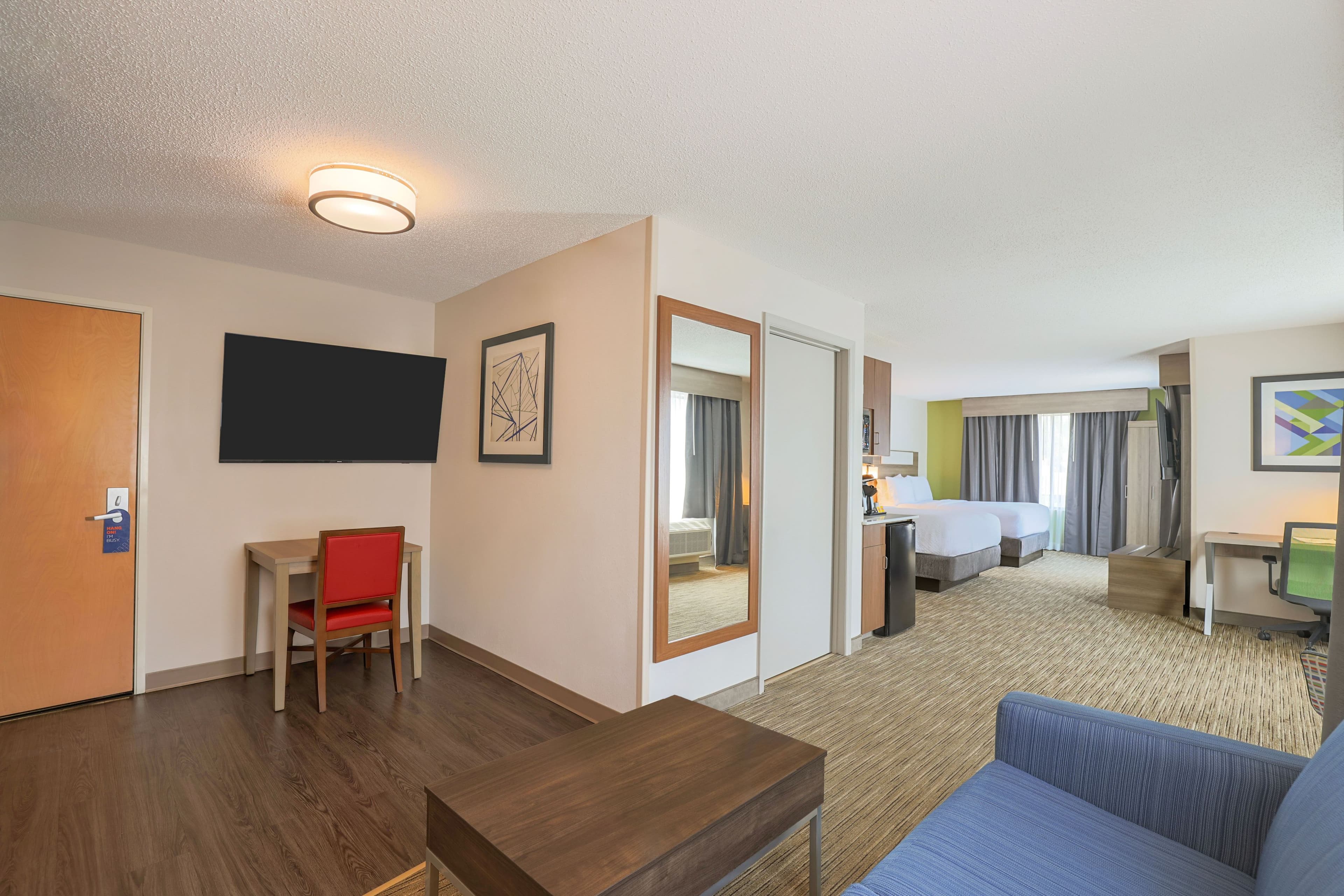 Holiday Inn Express & Suites Raleigh North - Wake Forest — 26
