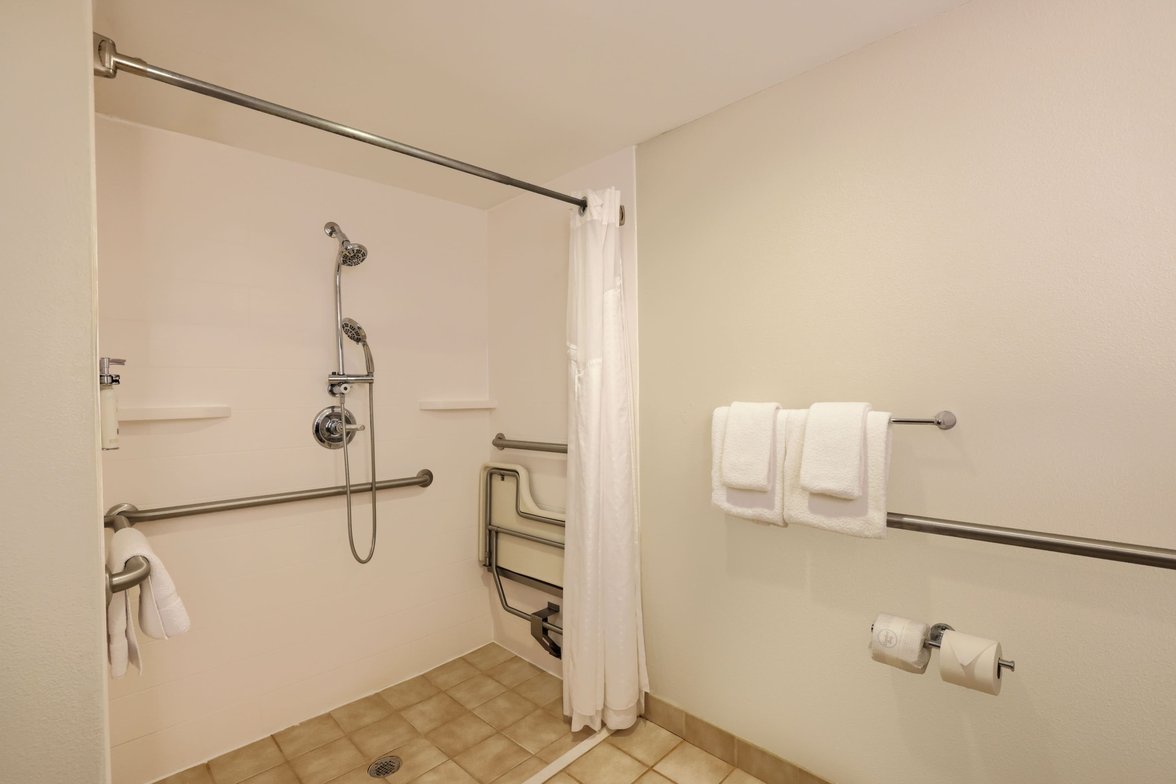Holiday Inn Express & Suites Raleigh North - Wake Forest — 15