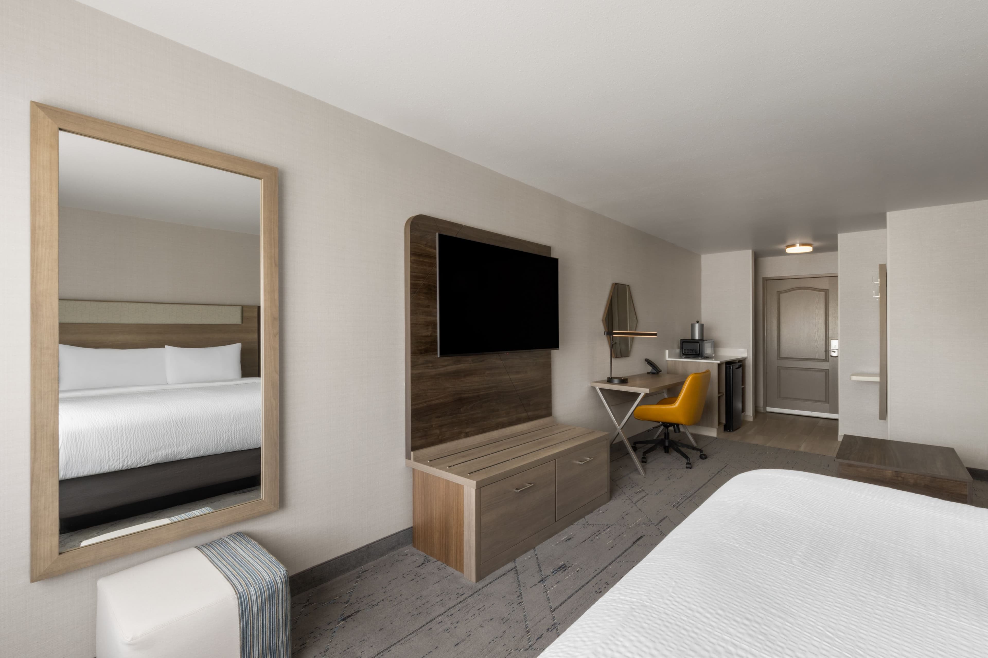 Holiday Inn Express & Suites Rapid City I-90 — 27