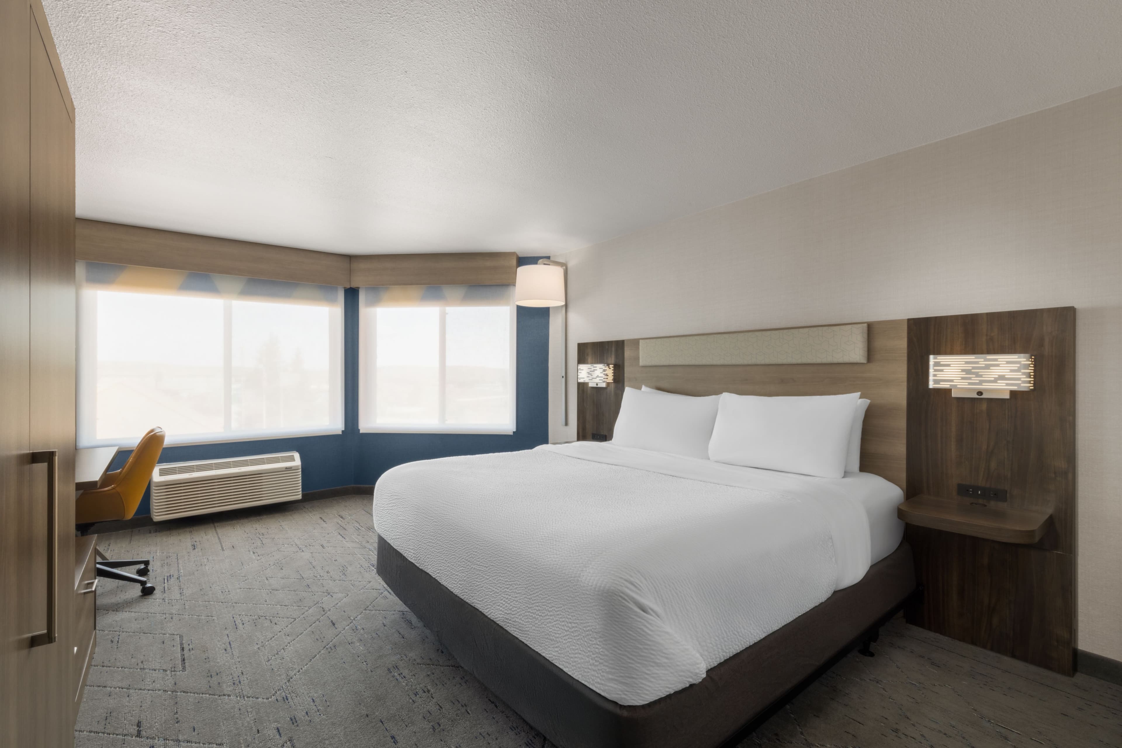 Holiday Inn Express & Suites Rapid City I-90 — 5