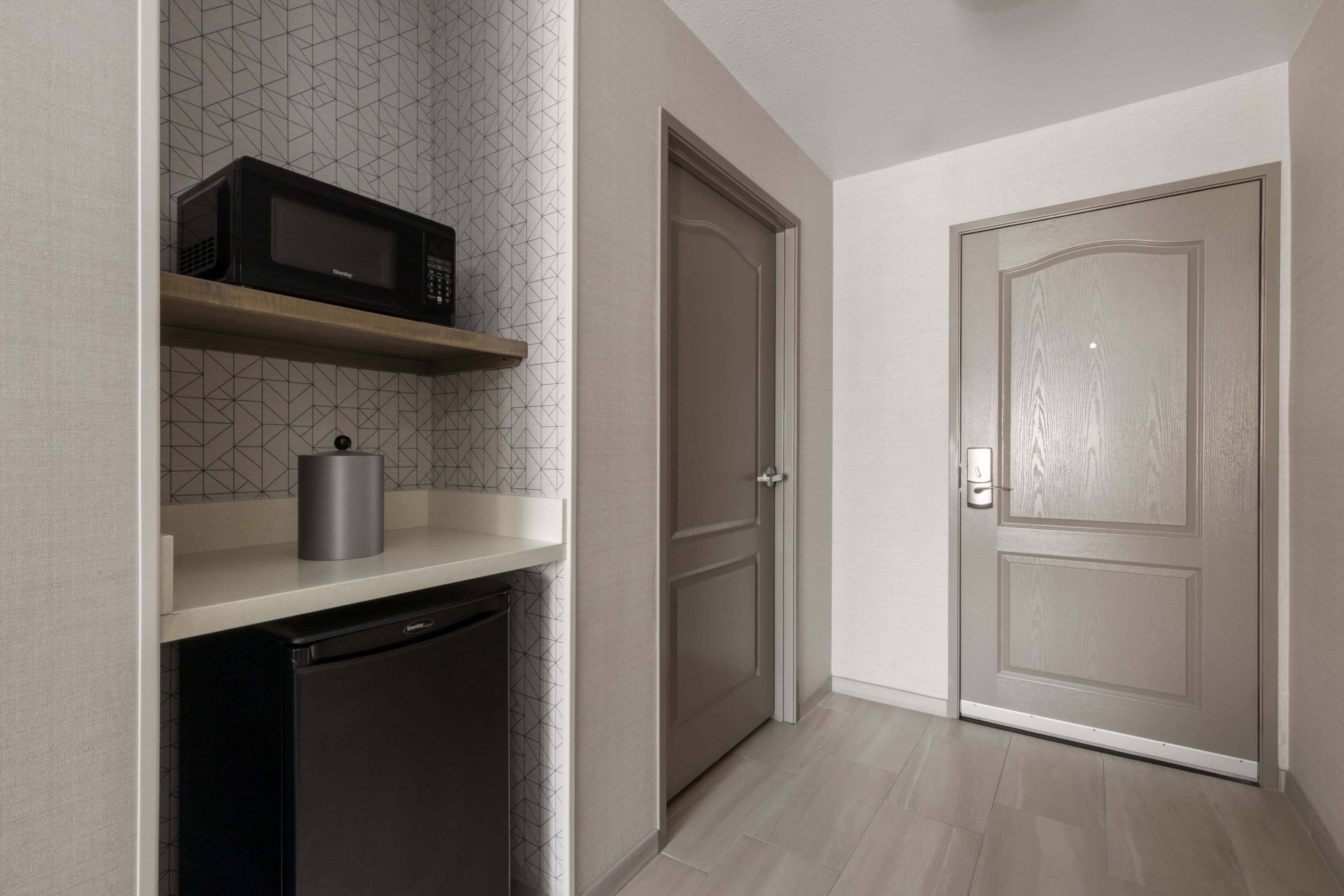 Holiday Inn Express & Suites Rapid City I-90 — 17