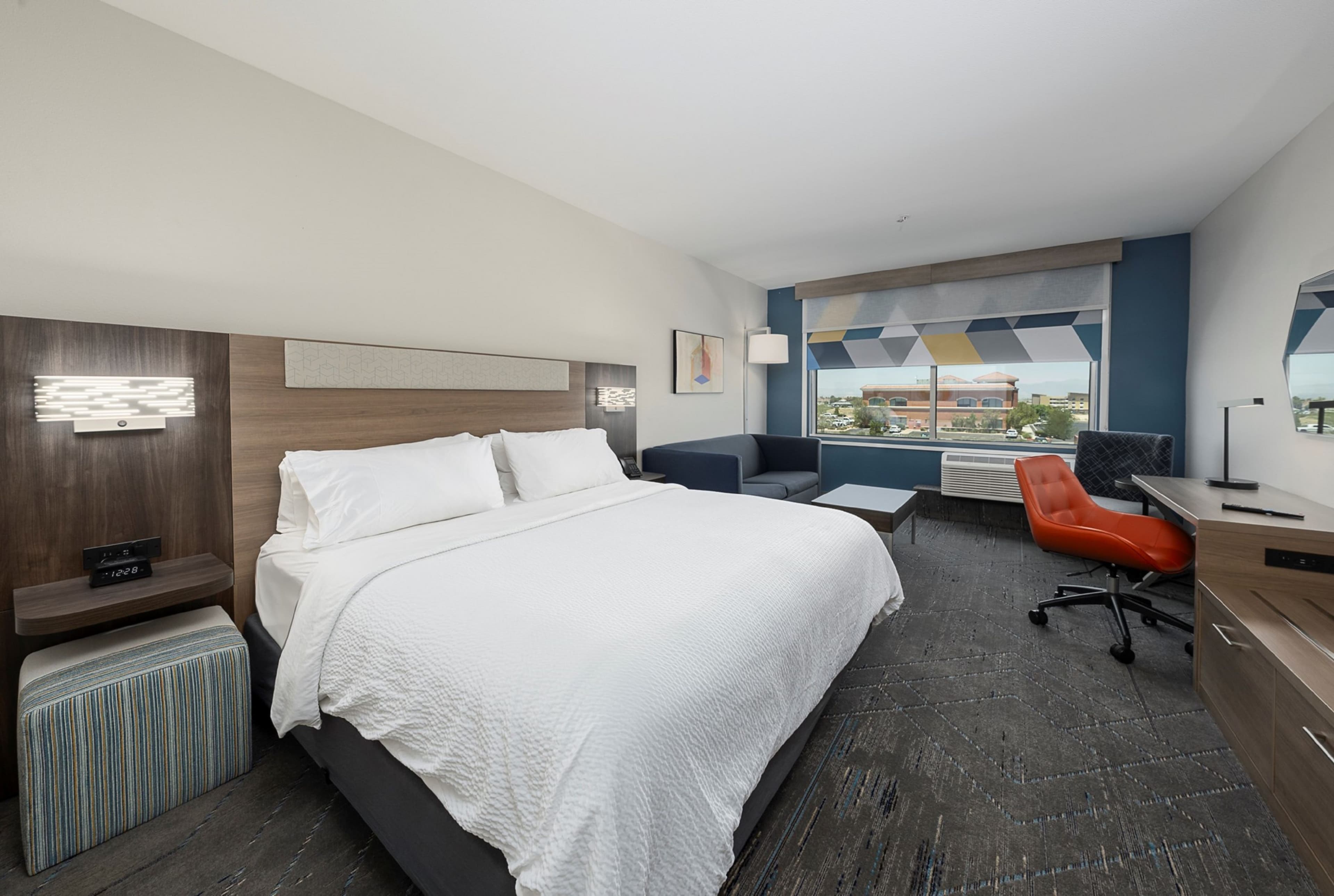 Holiday Inn Express & Suites Ridgecrest - China Lake — 35