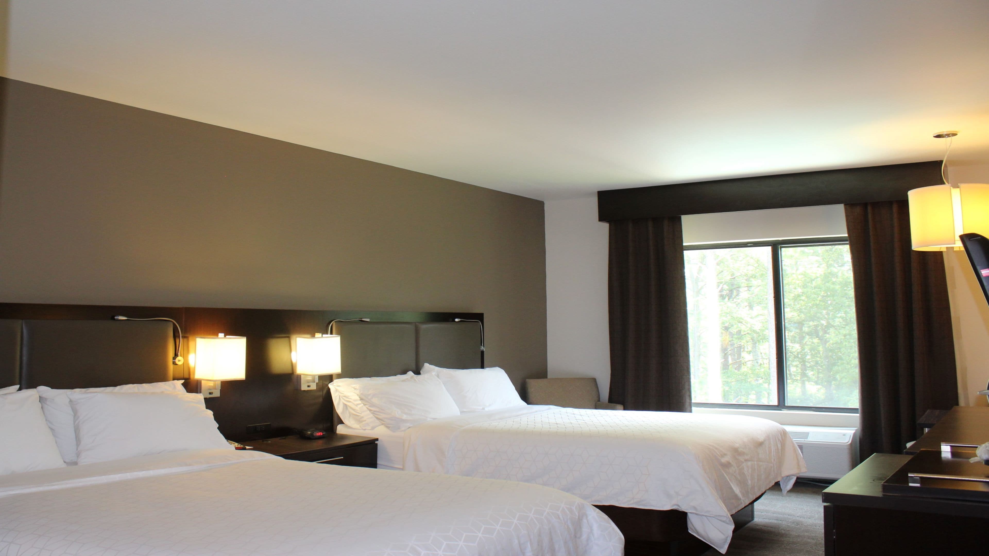 Holiday Inn Express & Suites Rockingham — 30