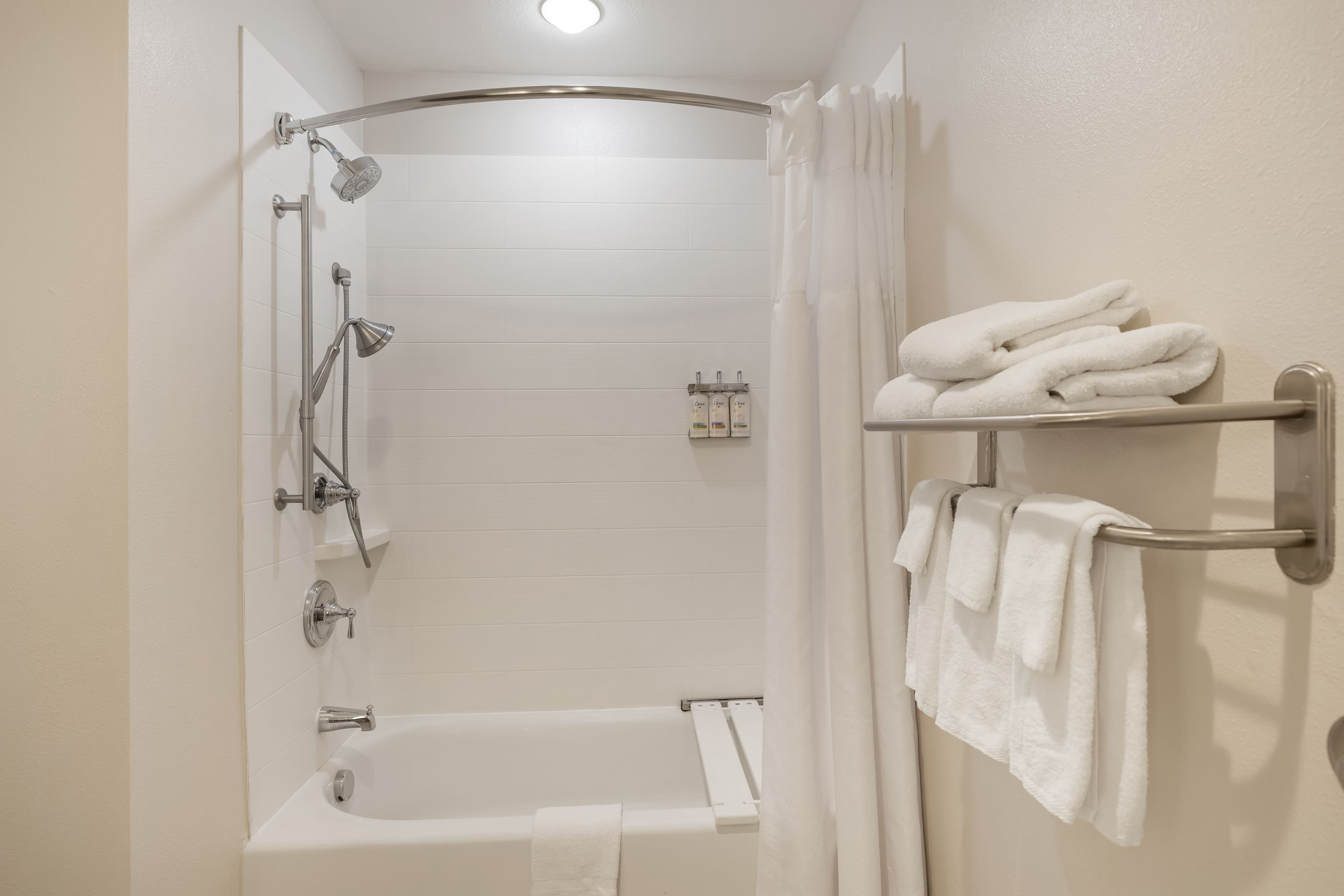 Holiday Inn Express & Suites Rolla - Univ of Missouri S&T — 36