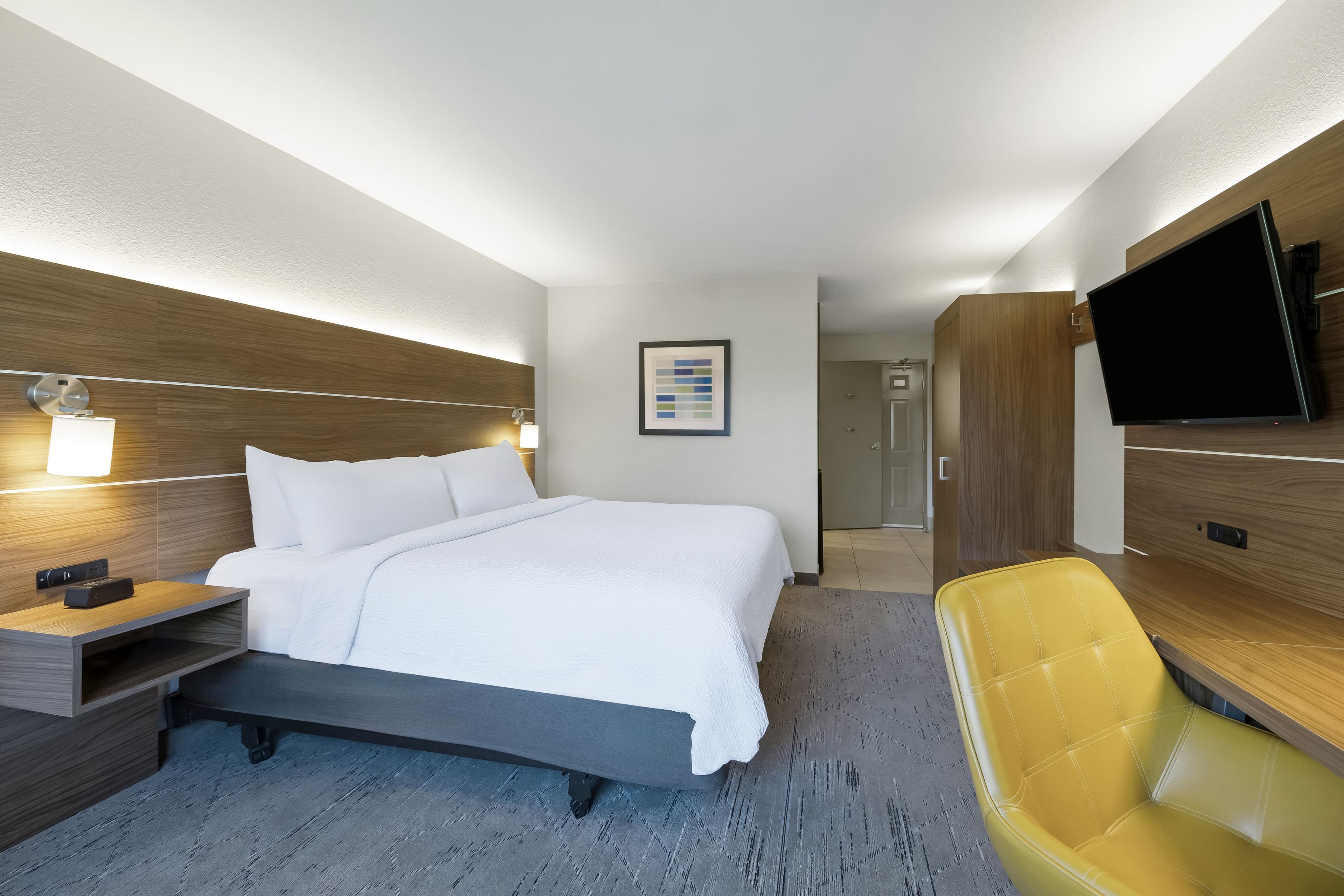 Holiday Inn Express & Suites Rolla - Univ of Missouri S&T — 13