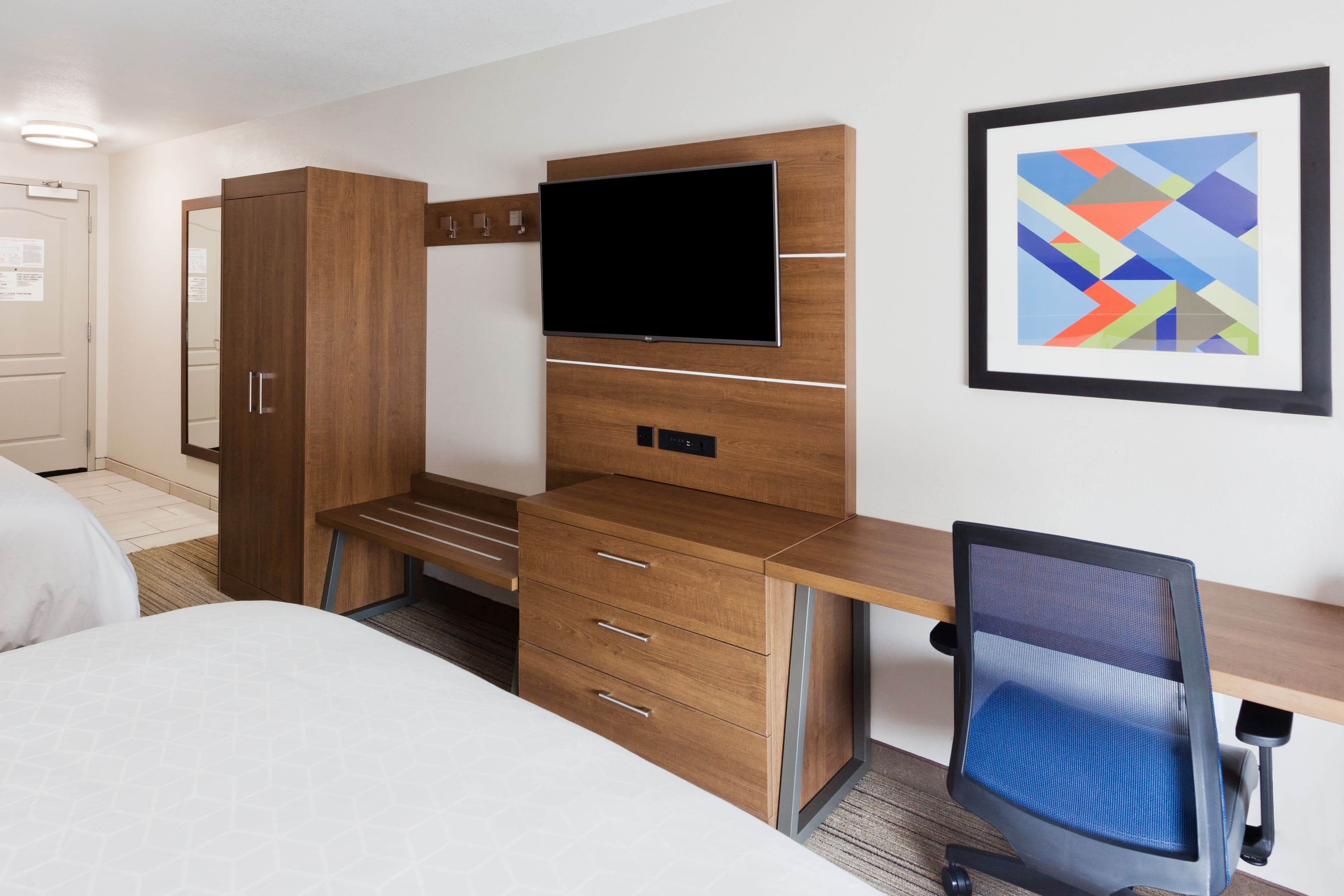 Holiday Inn Express & Suites Rome — 16