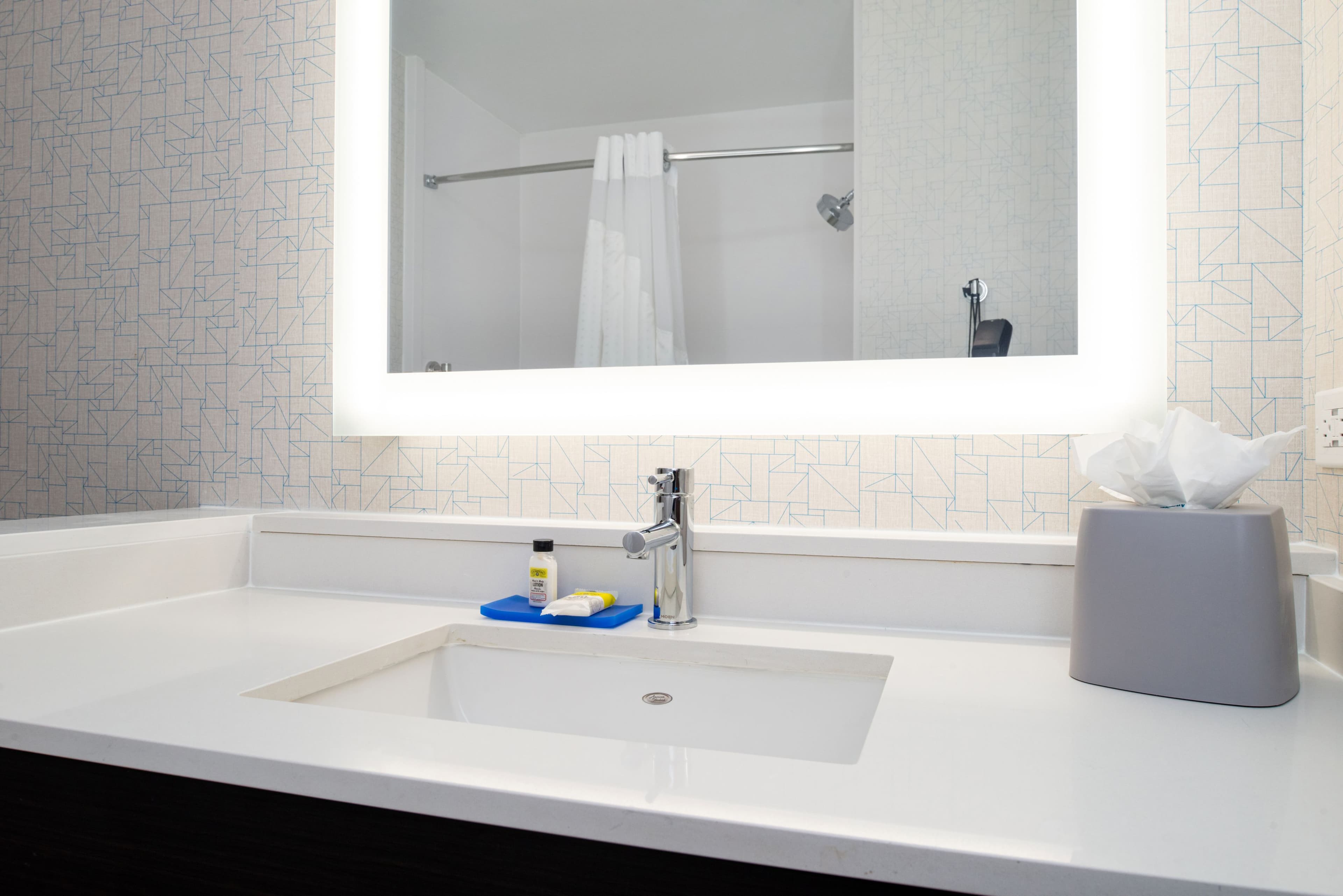Holiday Inn Express & Suites Romeoville - Joliet North — 6