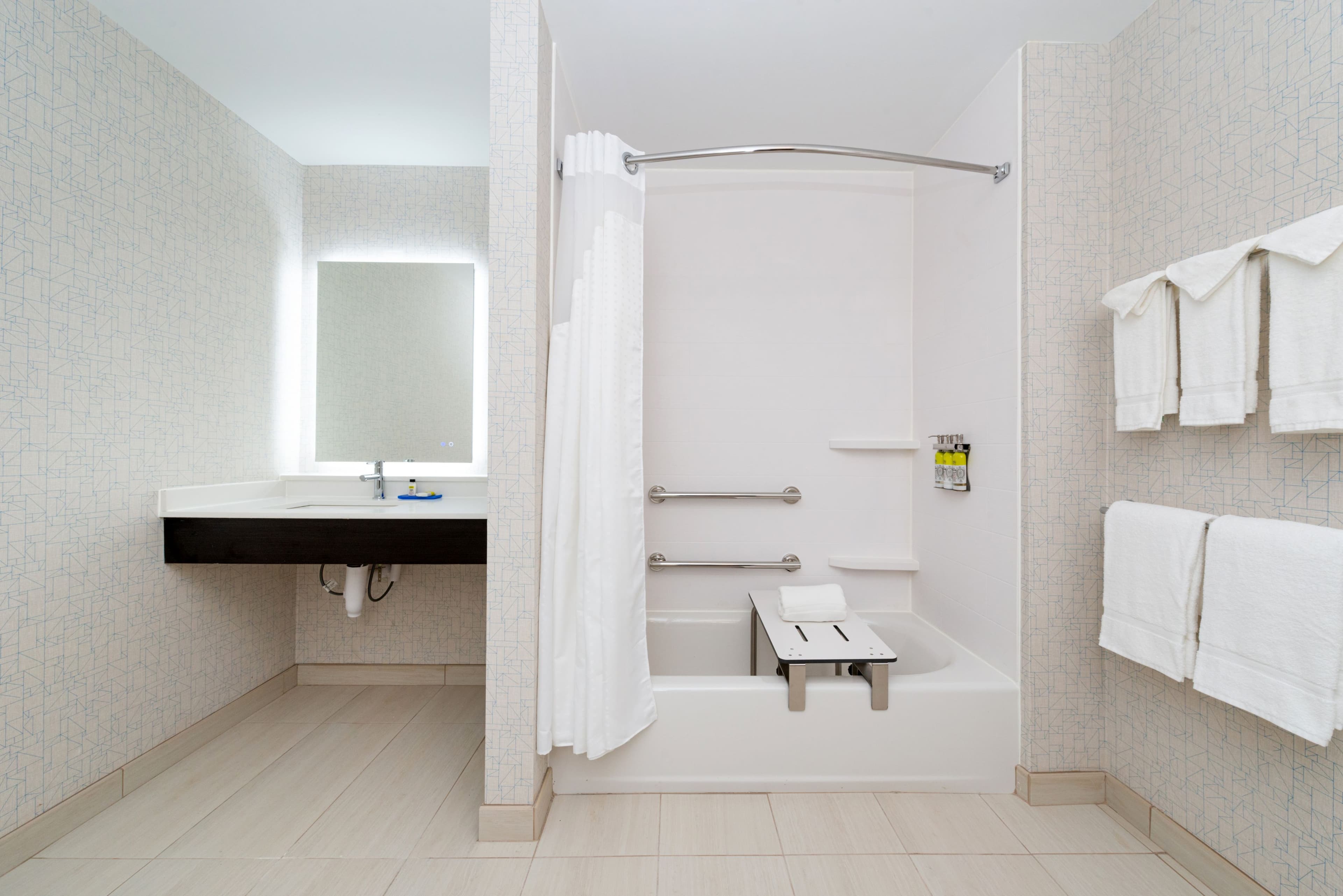 Holiday Inn Express & Suites Romeoville - Joliet North — 24