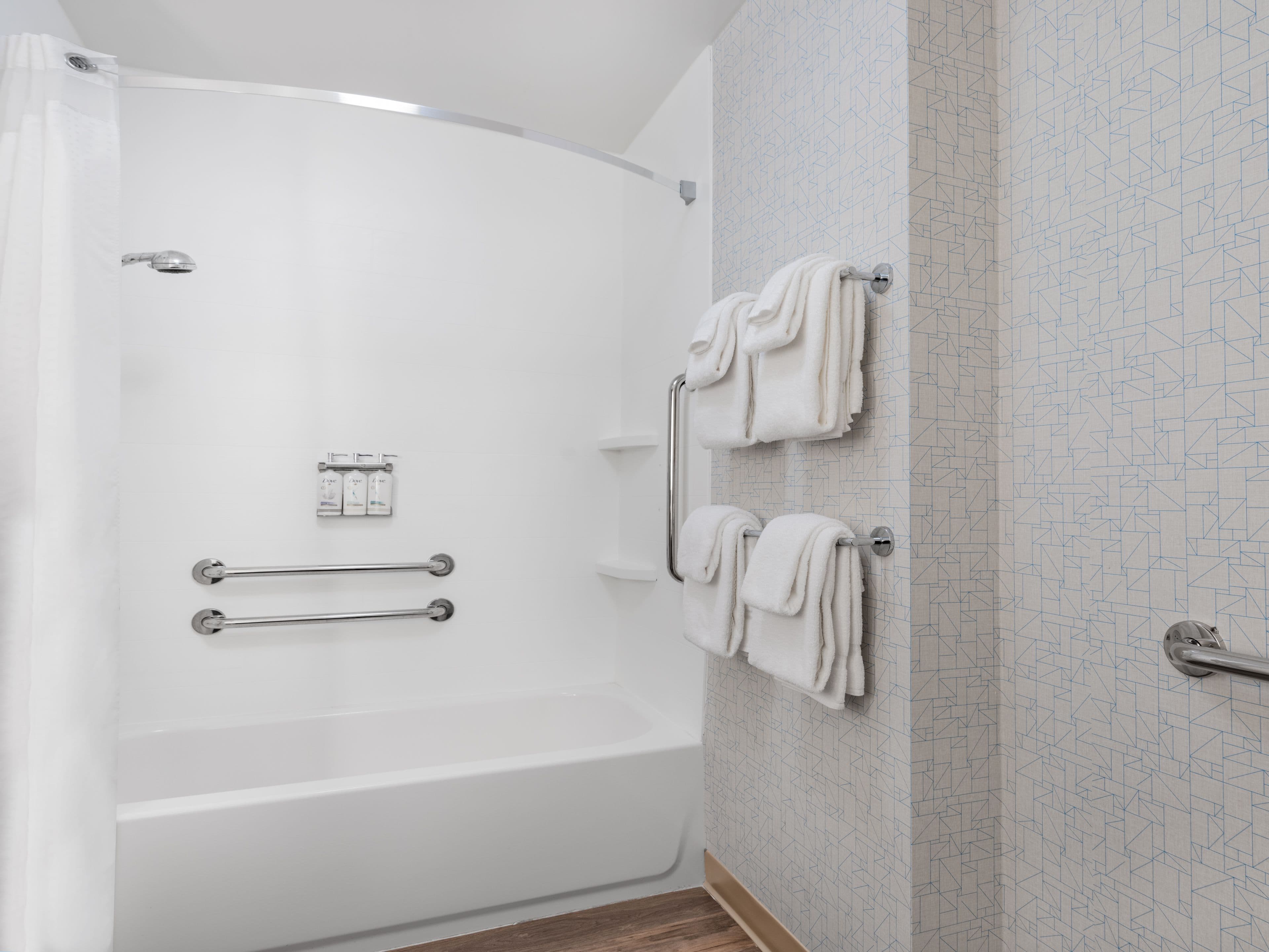 Holiday Inn Express & Suites Ruskin - Sun City — 37