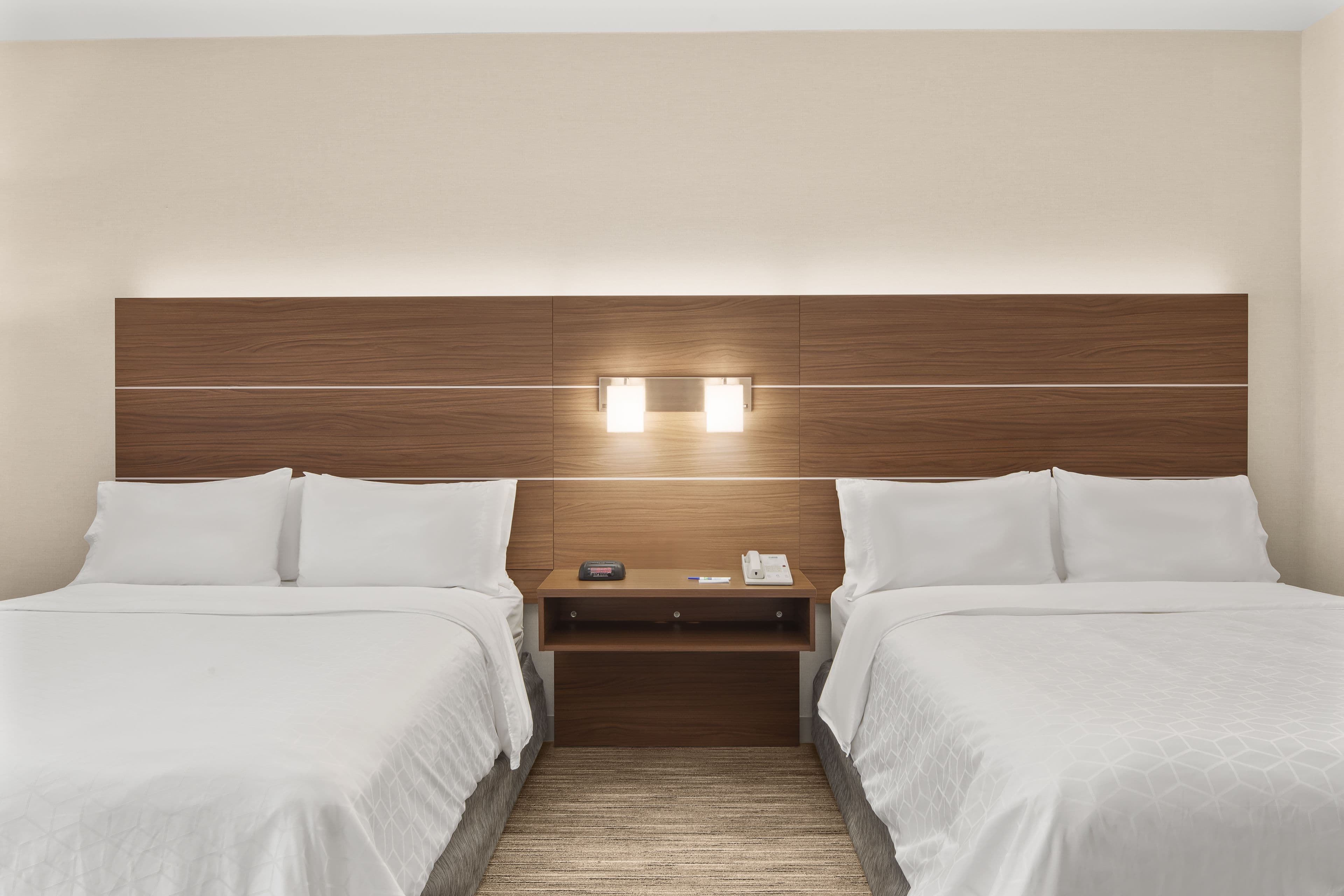 Holiday Inn Express & Suites Sacramento Airport Natomas — 17