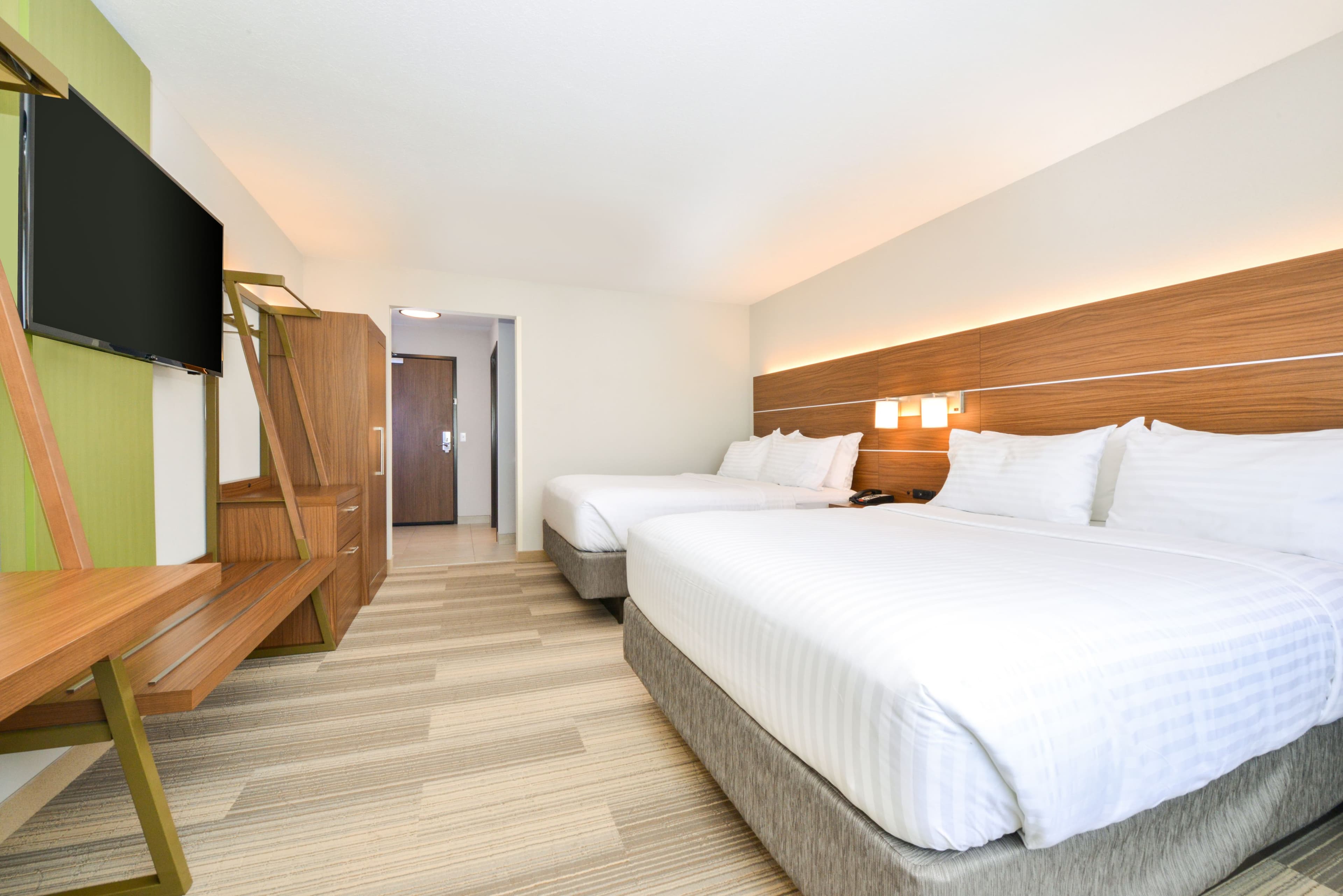 Holiday Inn Express & Suites Salem — 29
