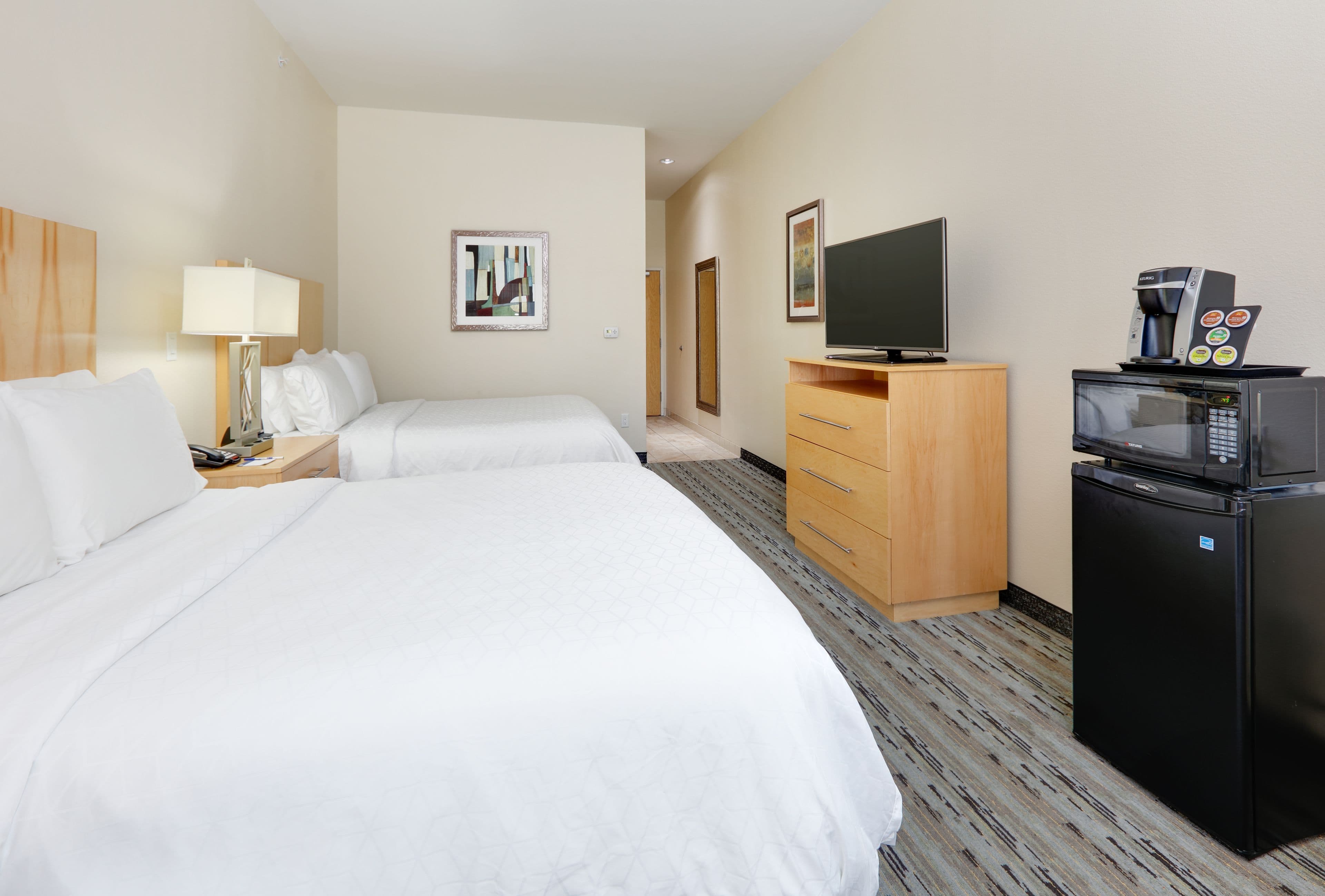 Holiday Inn Express & Suites San Antonio - Brooks City Base — 21