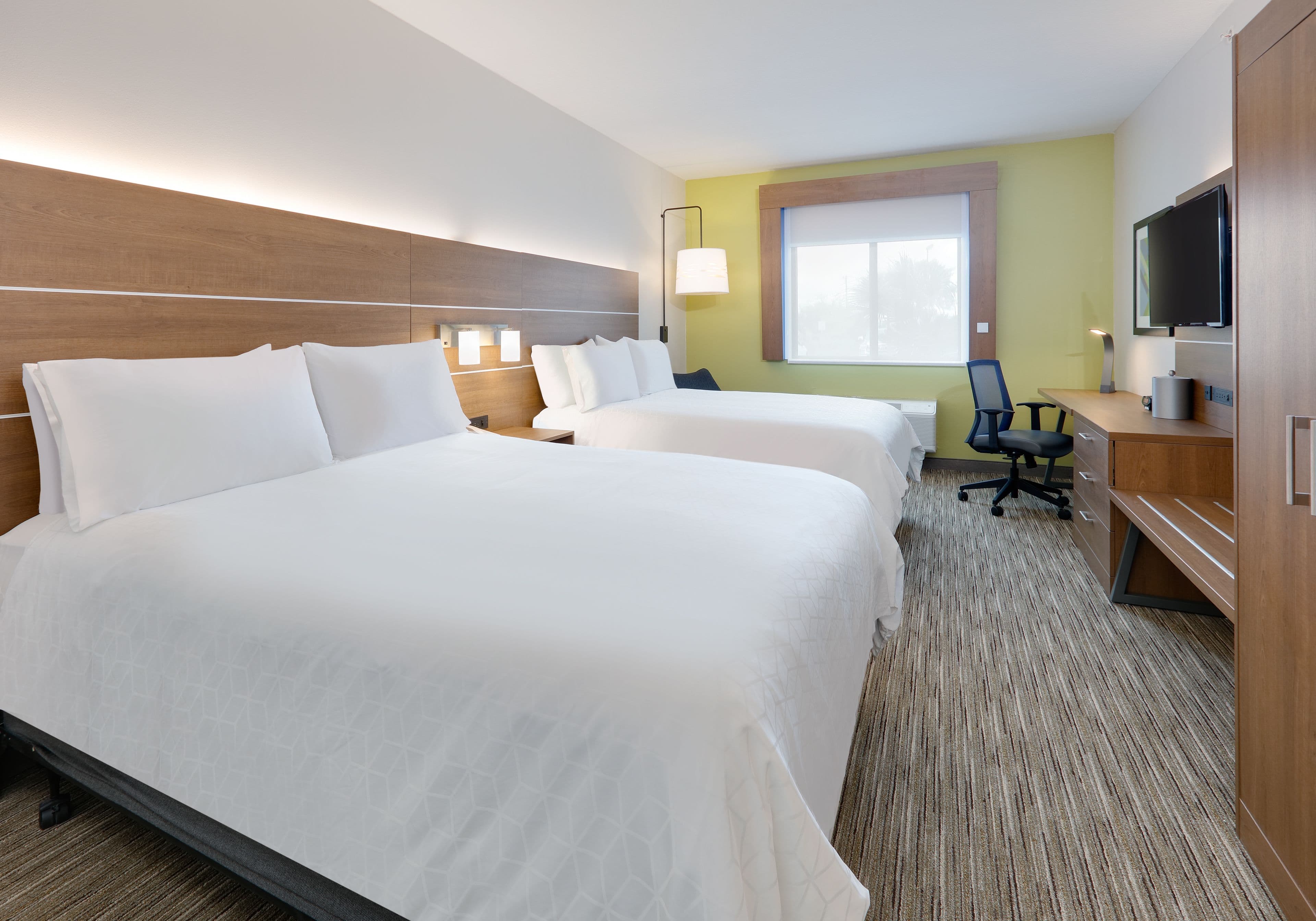 Holiday Inn Express & Suites San Antonio NW near SeaWorld — 13