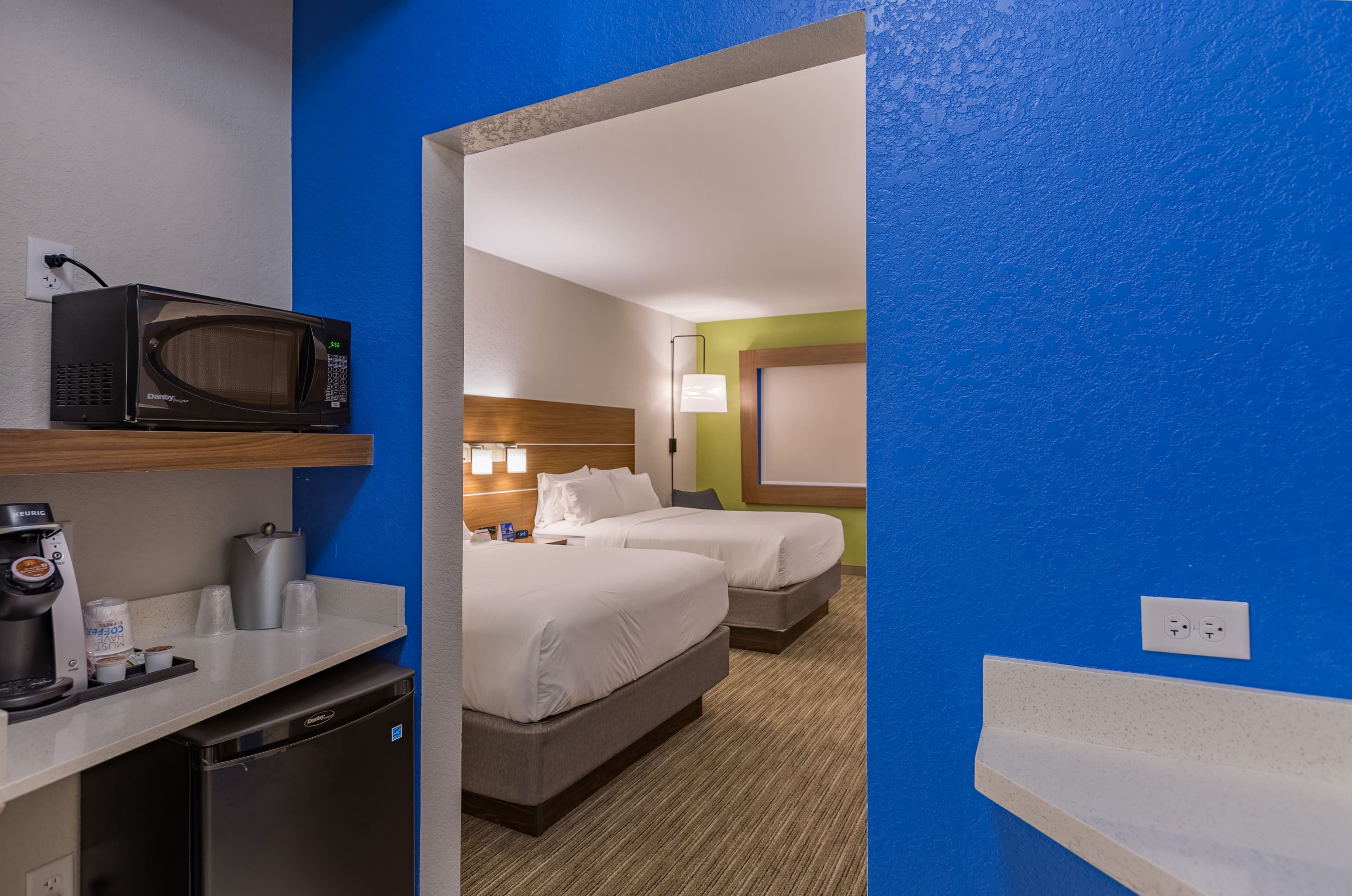 Holiday Inn Express & Suites San Marcos South — 27