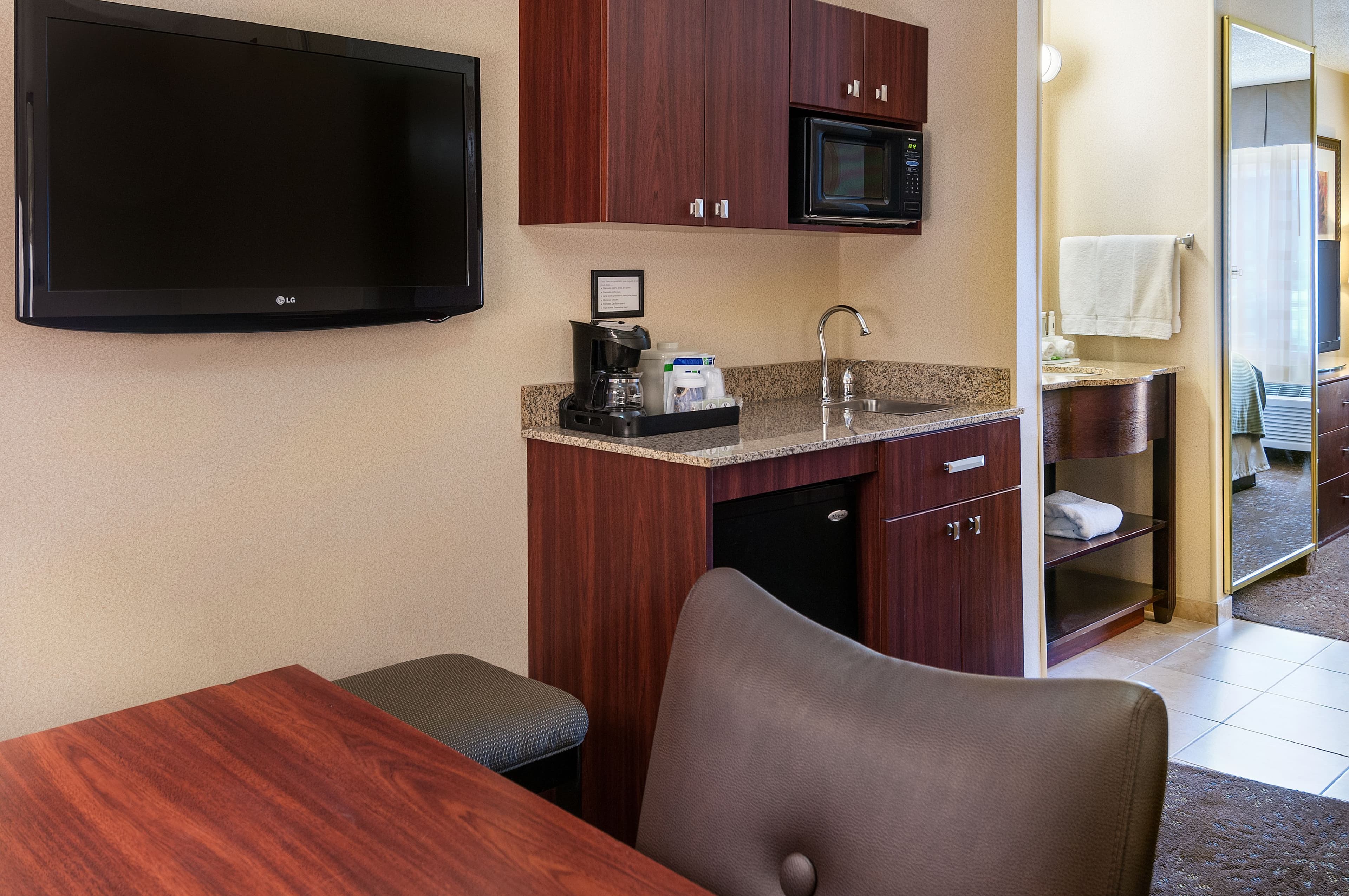 Holiday Inn Express & Suites Sandy - South Salt Lake City — 24