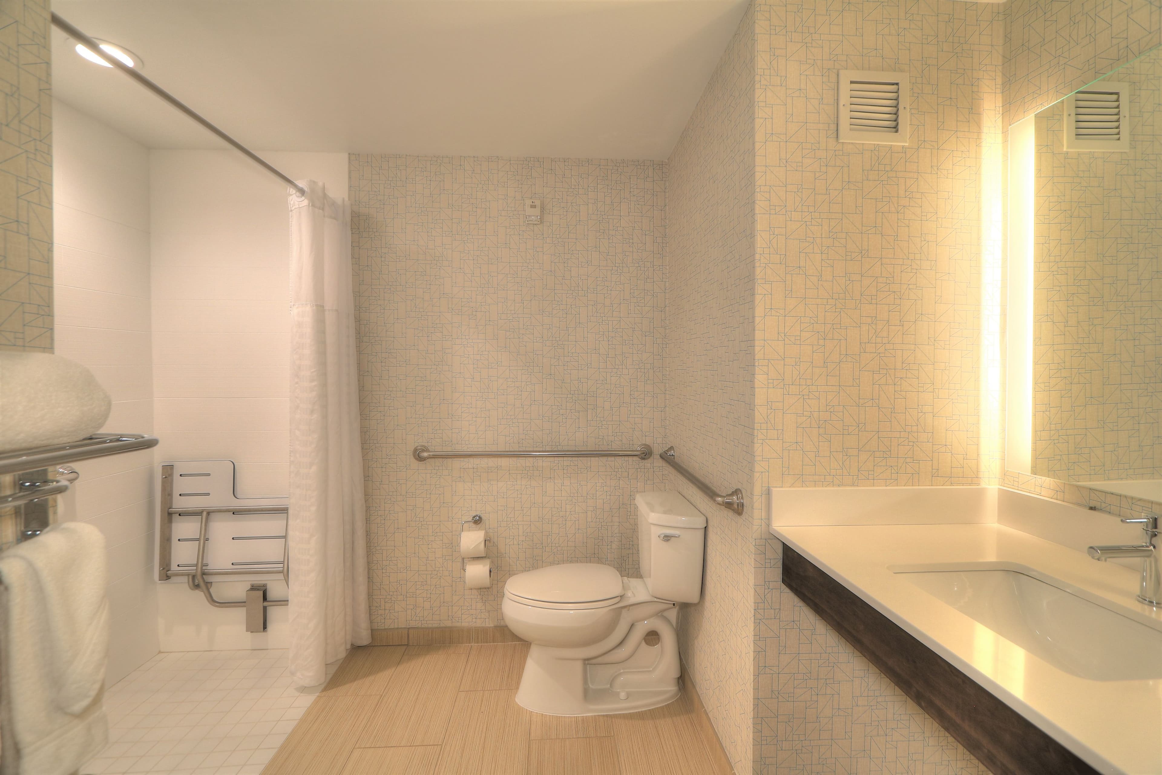 Holiday Inn Express & Suites Mobile/Saraland — 25