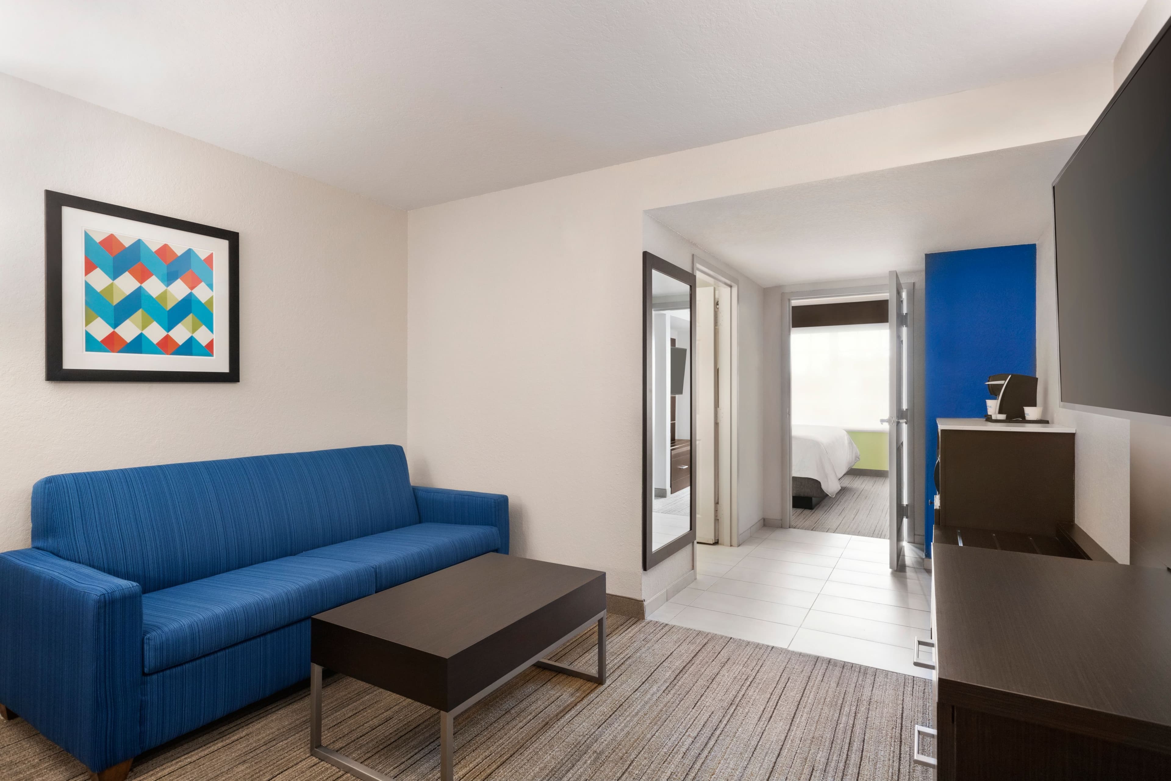 Holiday Inn Express & Suites Sarasota East - I-75 — 22