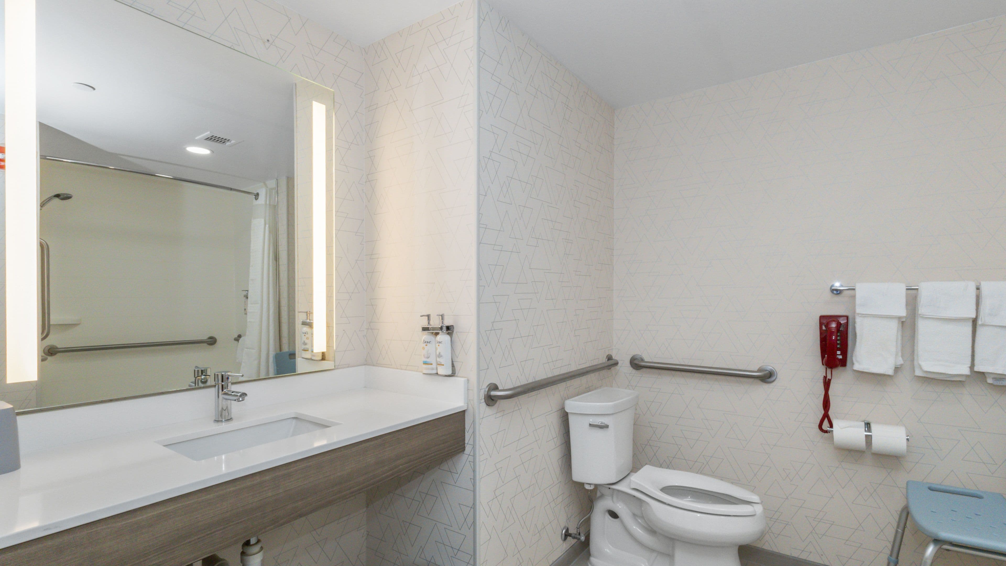 Holiday Inn Express & Suites Hampton South-Seabrook — 34
