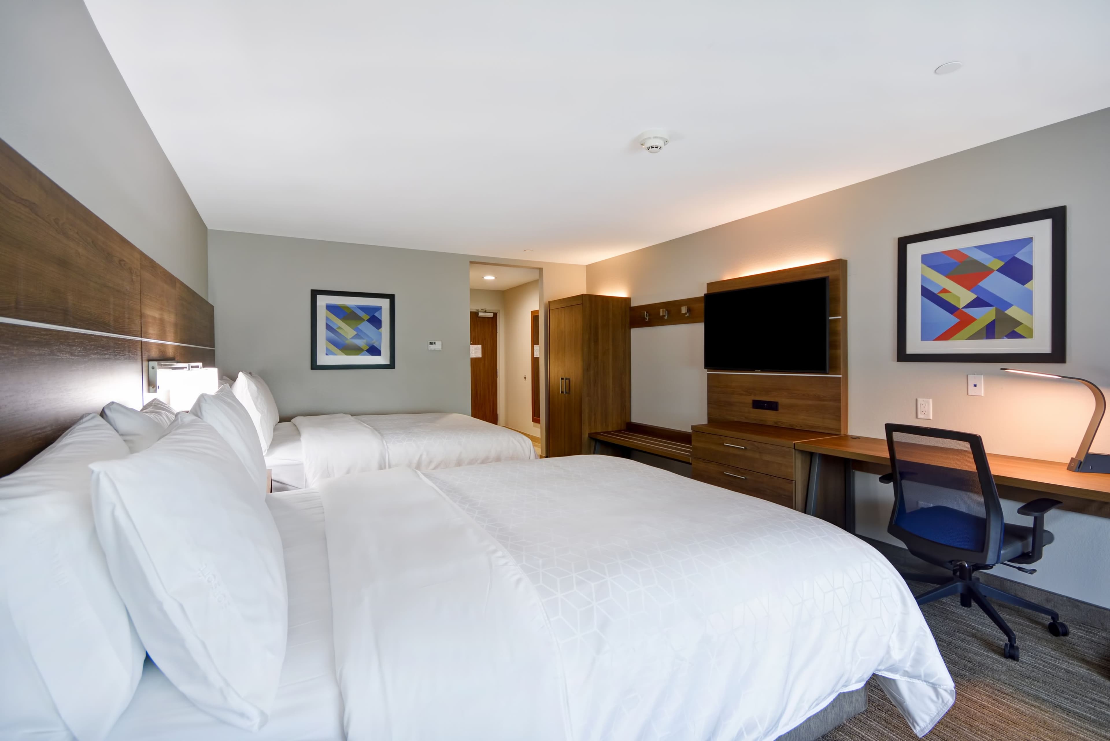 Holiday Inn Express & Suites Houston NASA - Boardwalk Area — 21