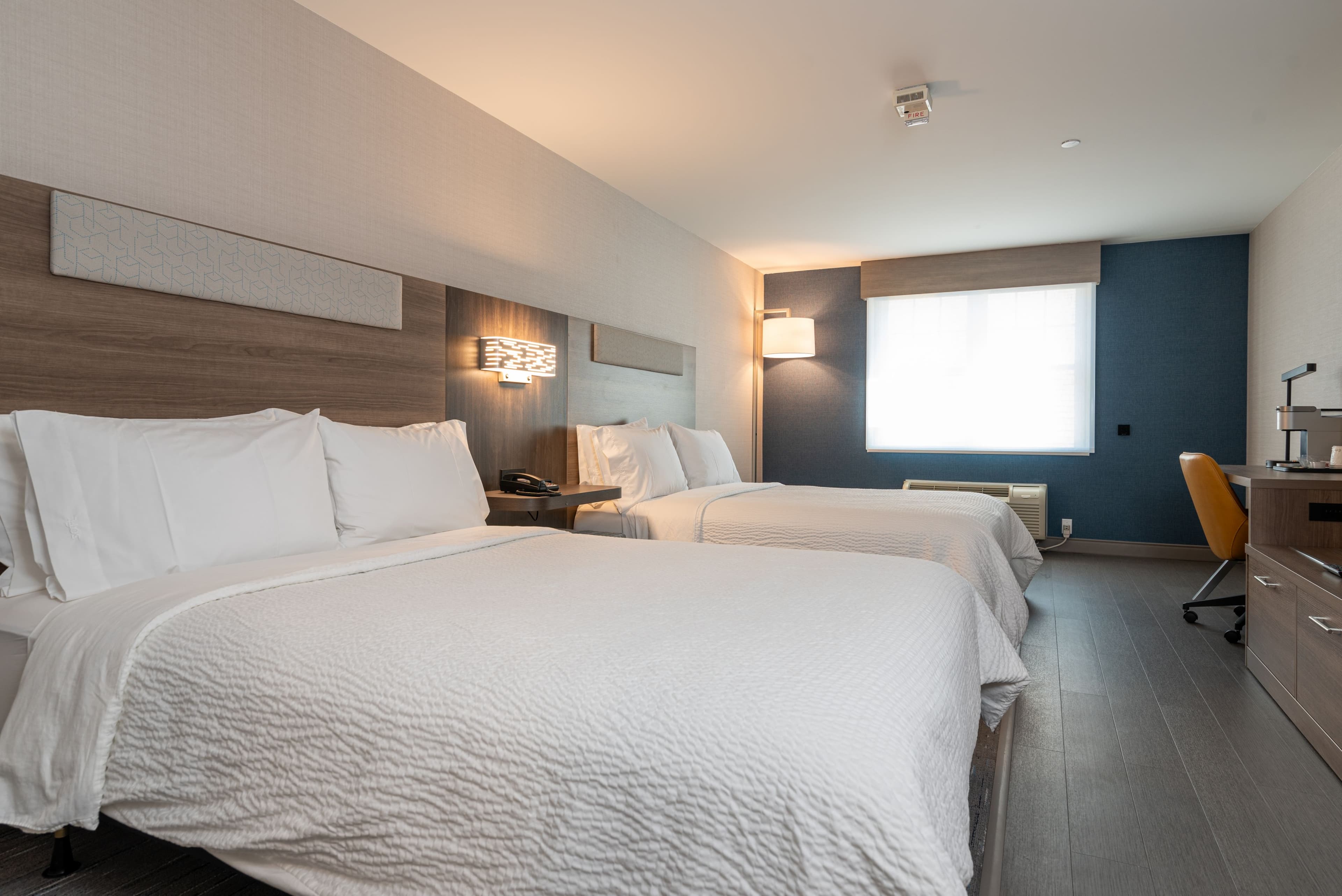 Holiday Inn Express & Suites Hampton South-Seabrook — 36