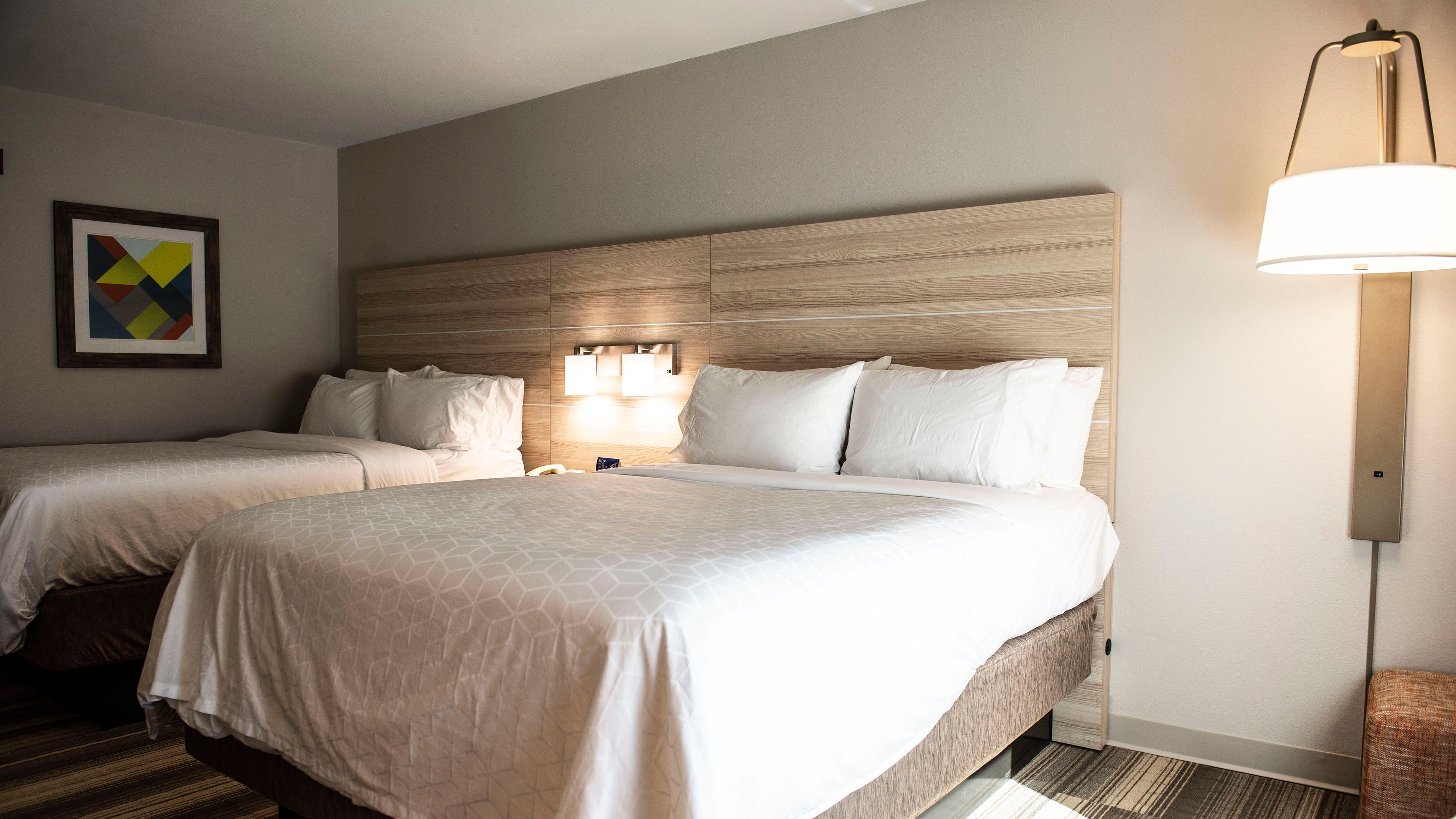 Holiday Inn Express & Suites Sedalia — 18