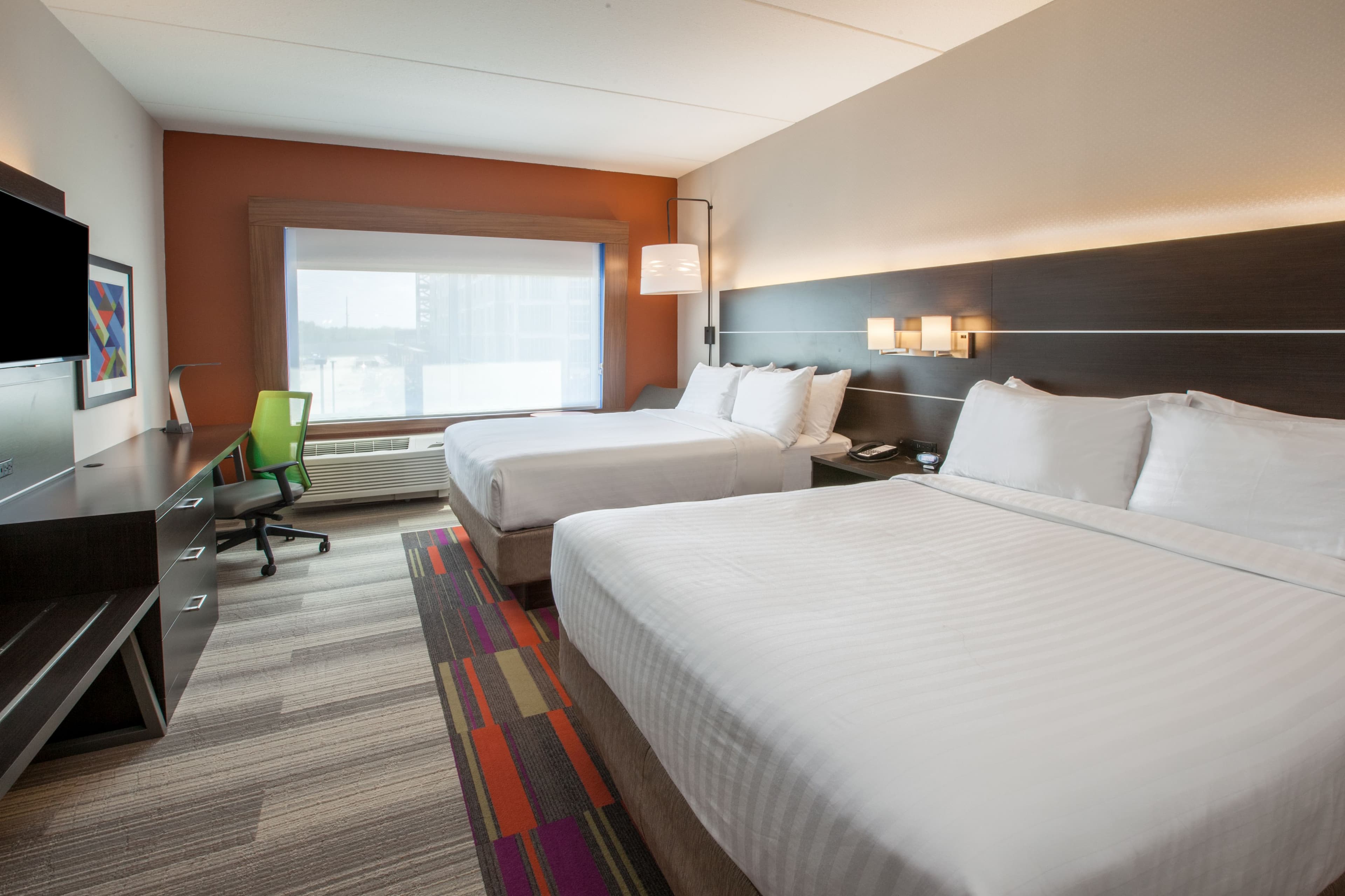 Holiday Inn Express & Suites Seymour — 13