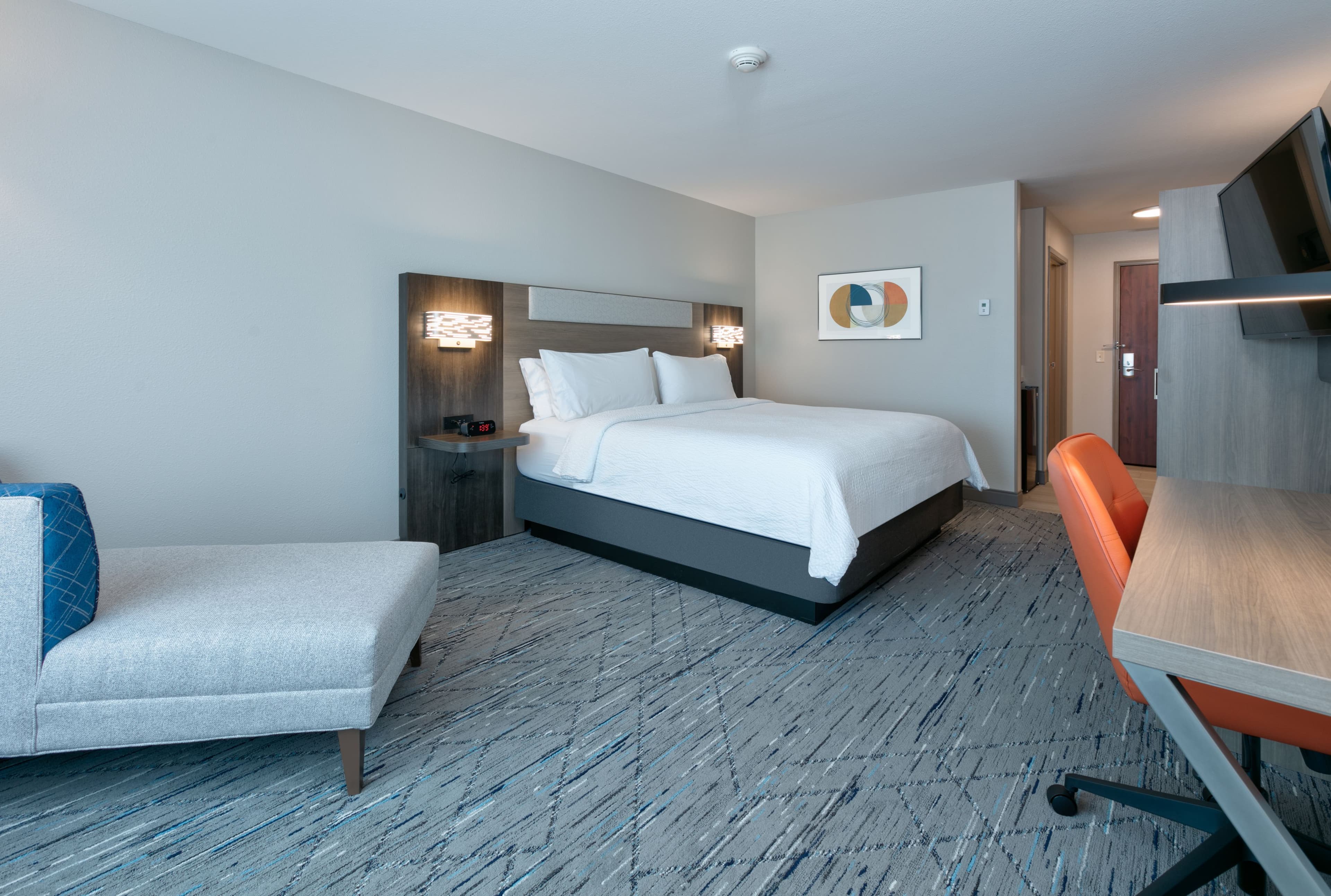 Holiday Inn Express & Suites Minneapolis SW - Shakopee - Image 4