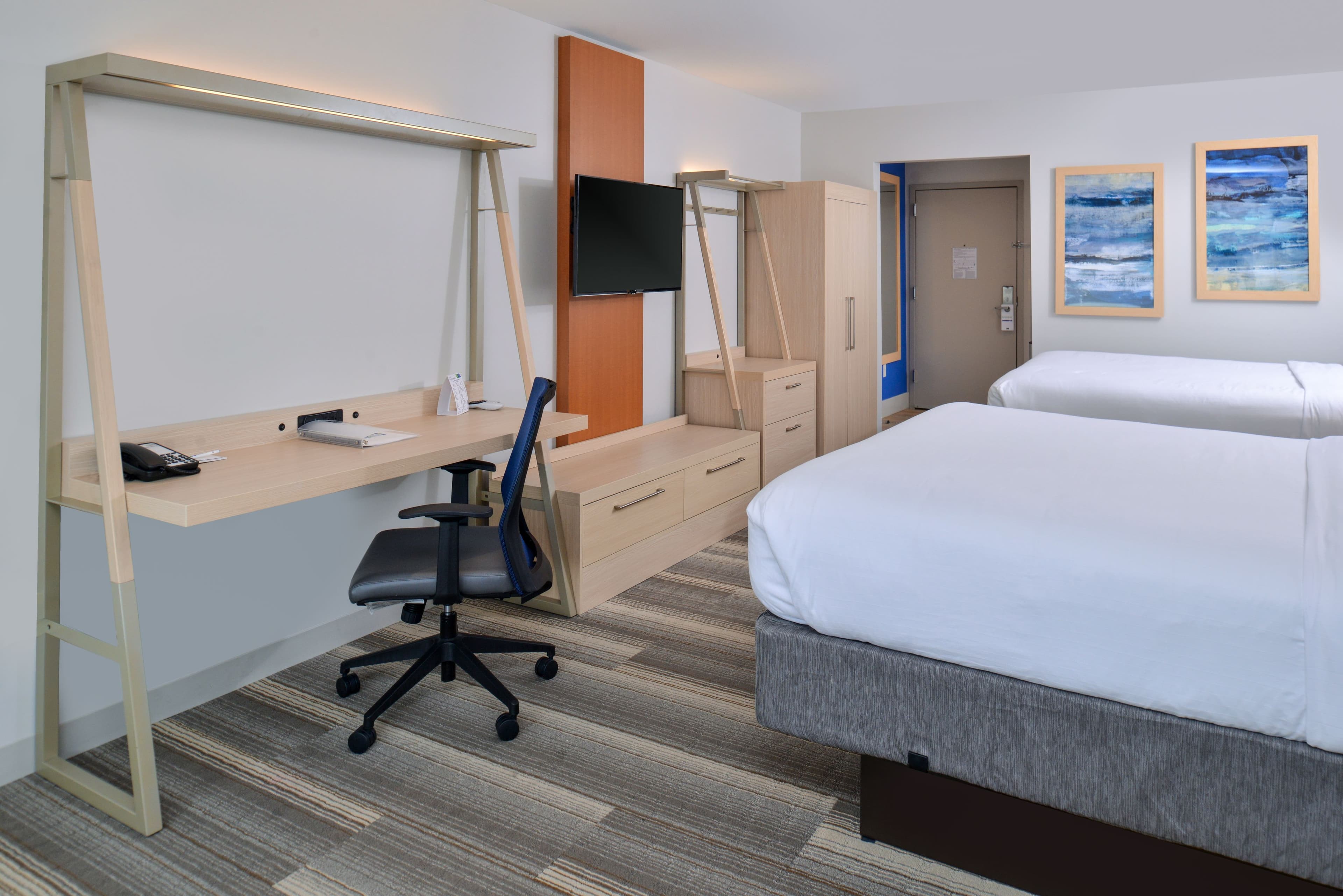 Holiday Inn Express & Suites Southgate - Detroit Area — 9
