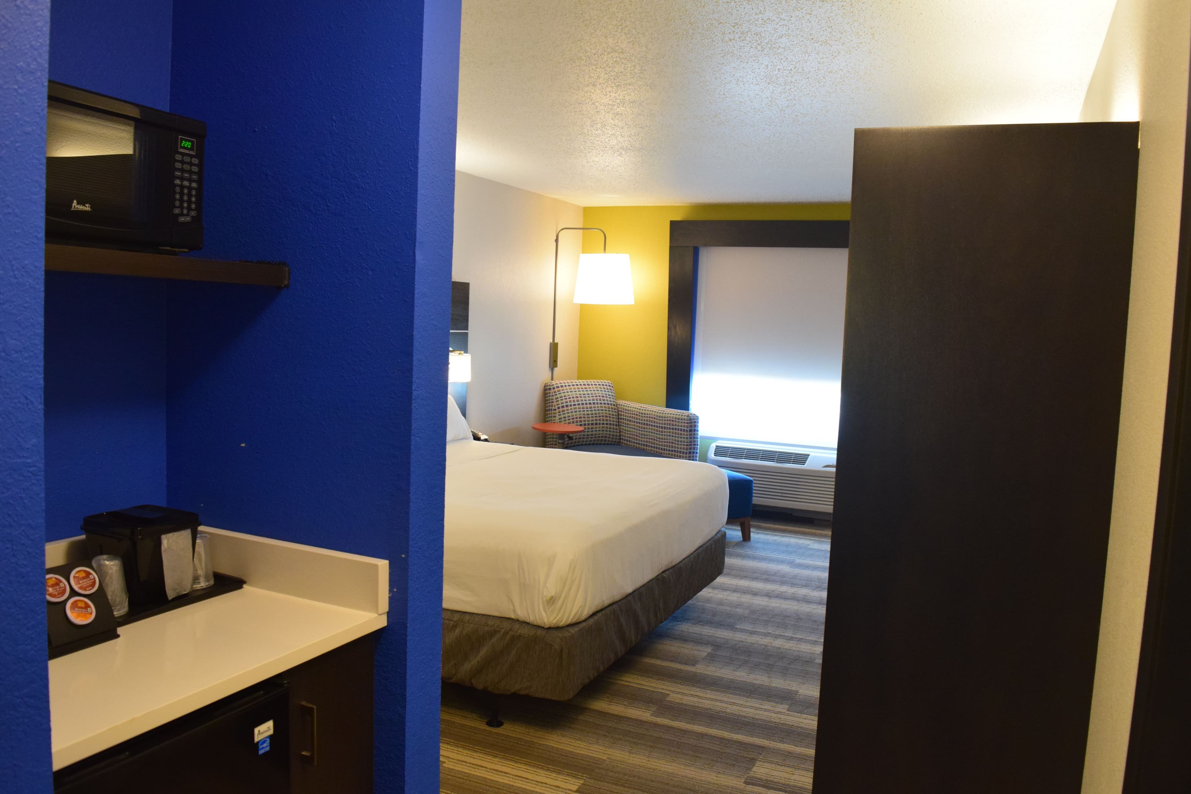 Holiday Inn Express & Suites Sparta — 9