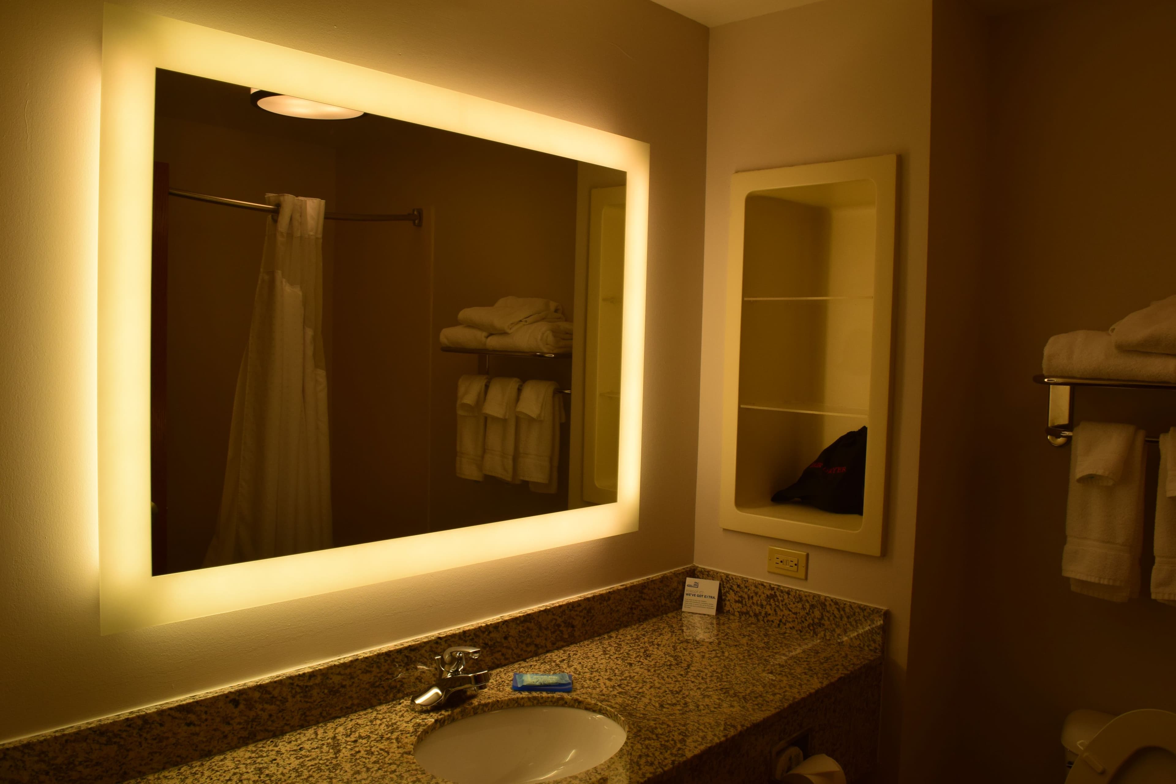 Holiday Inn Express & Suites Sparta — 7