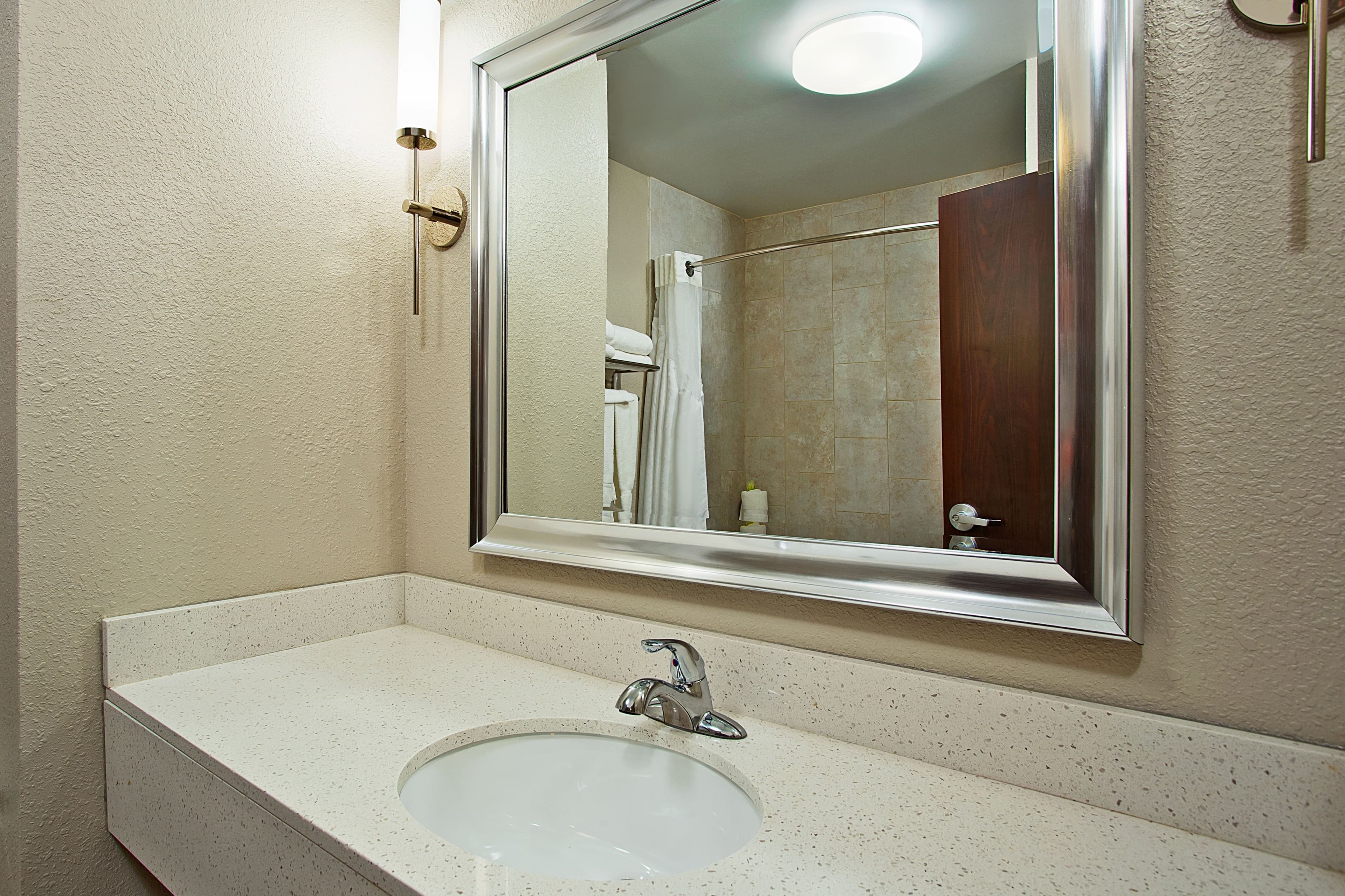 Holiday Inn Express & Suites Springfield - Dayton Area — 6