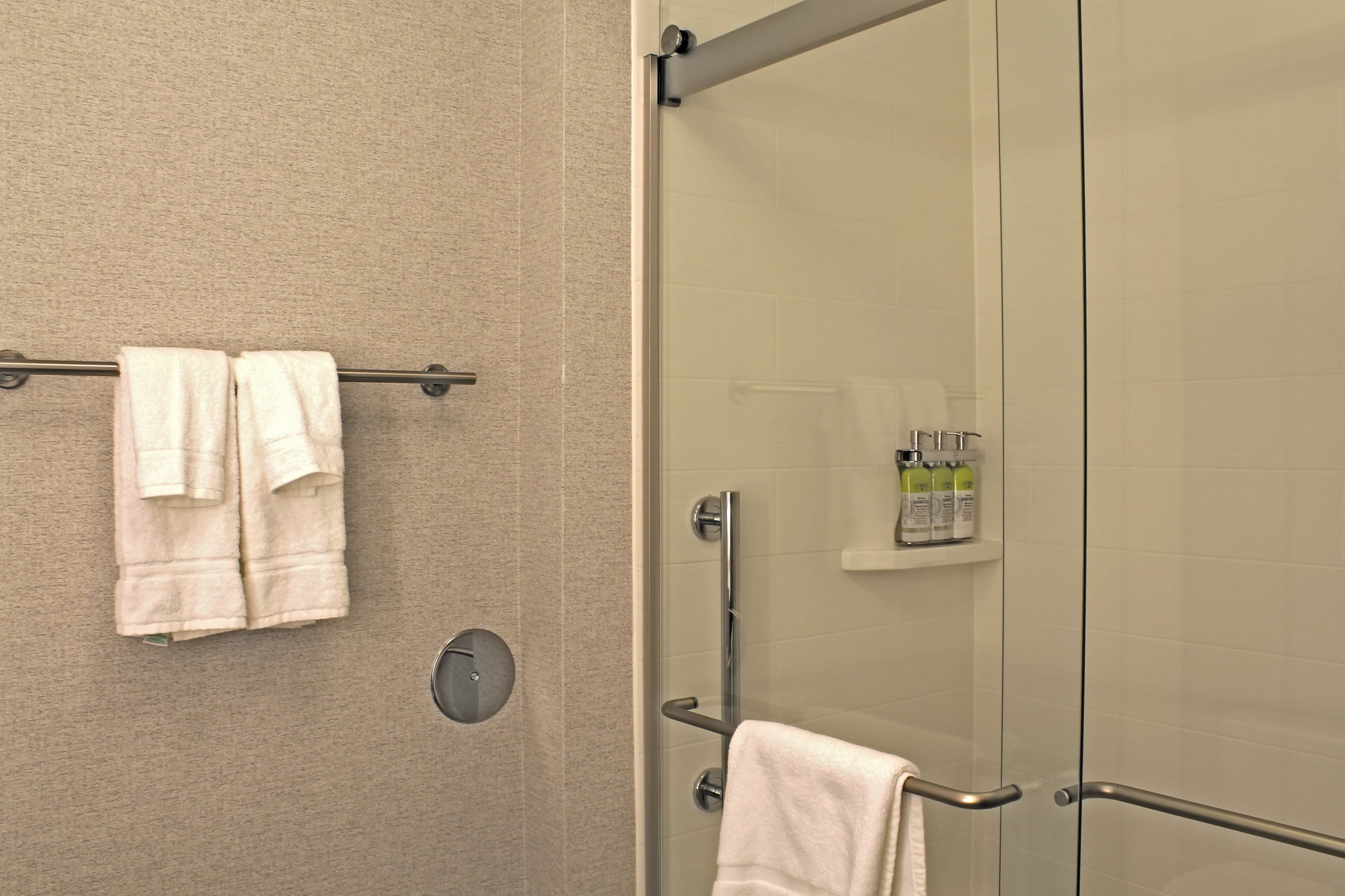 Holiday Inn Express & Suites St. Louis South - I-55 — 9