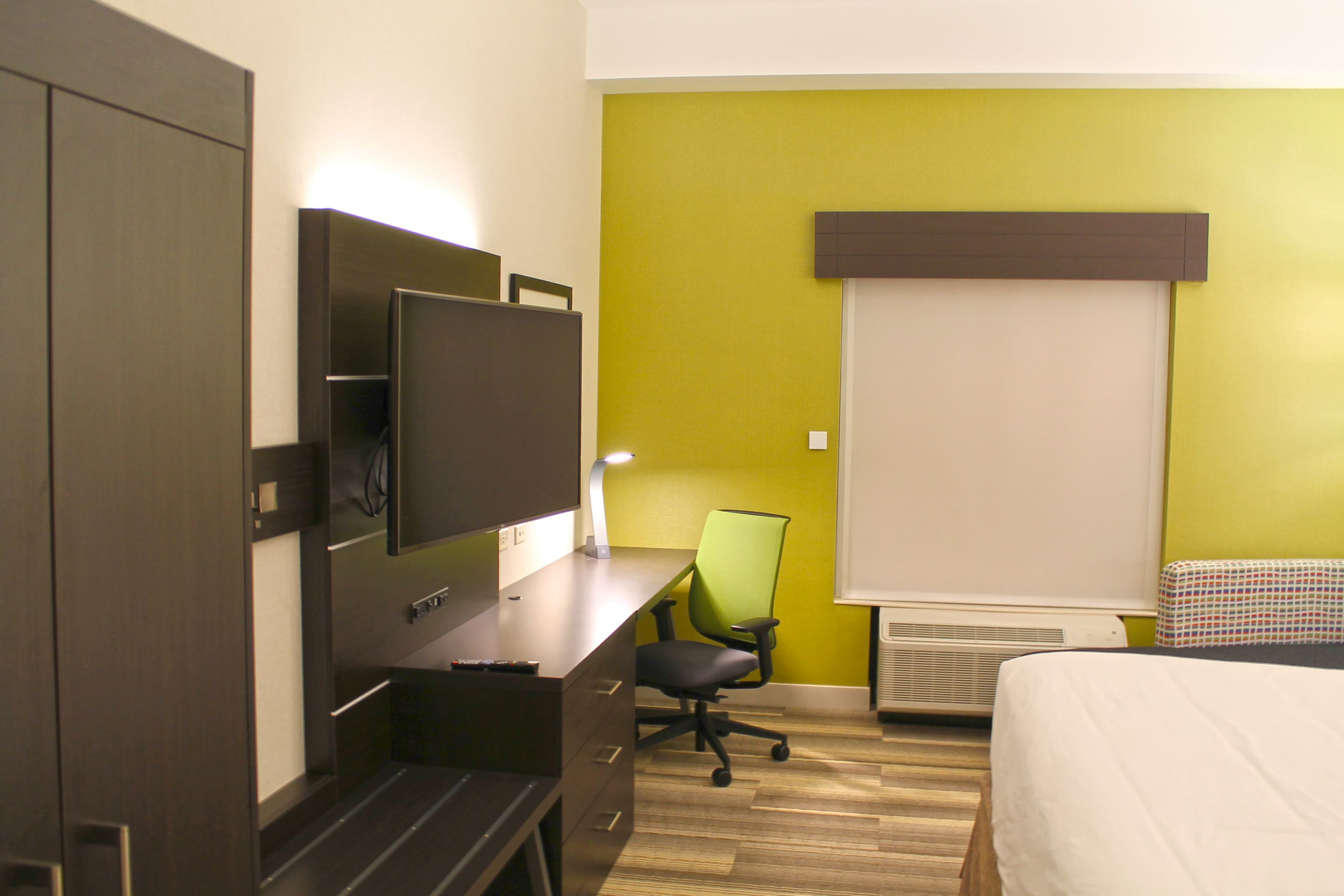 Holiday Inn Express & Suites St. Louis South - I-55 — 14