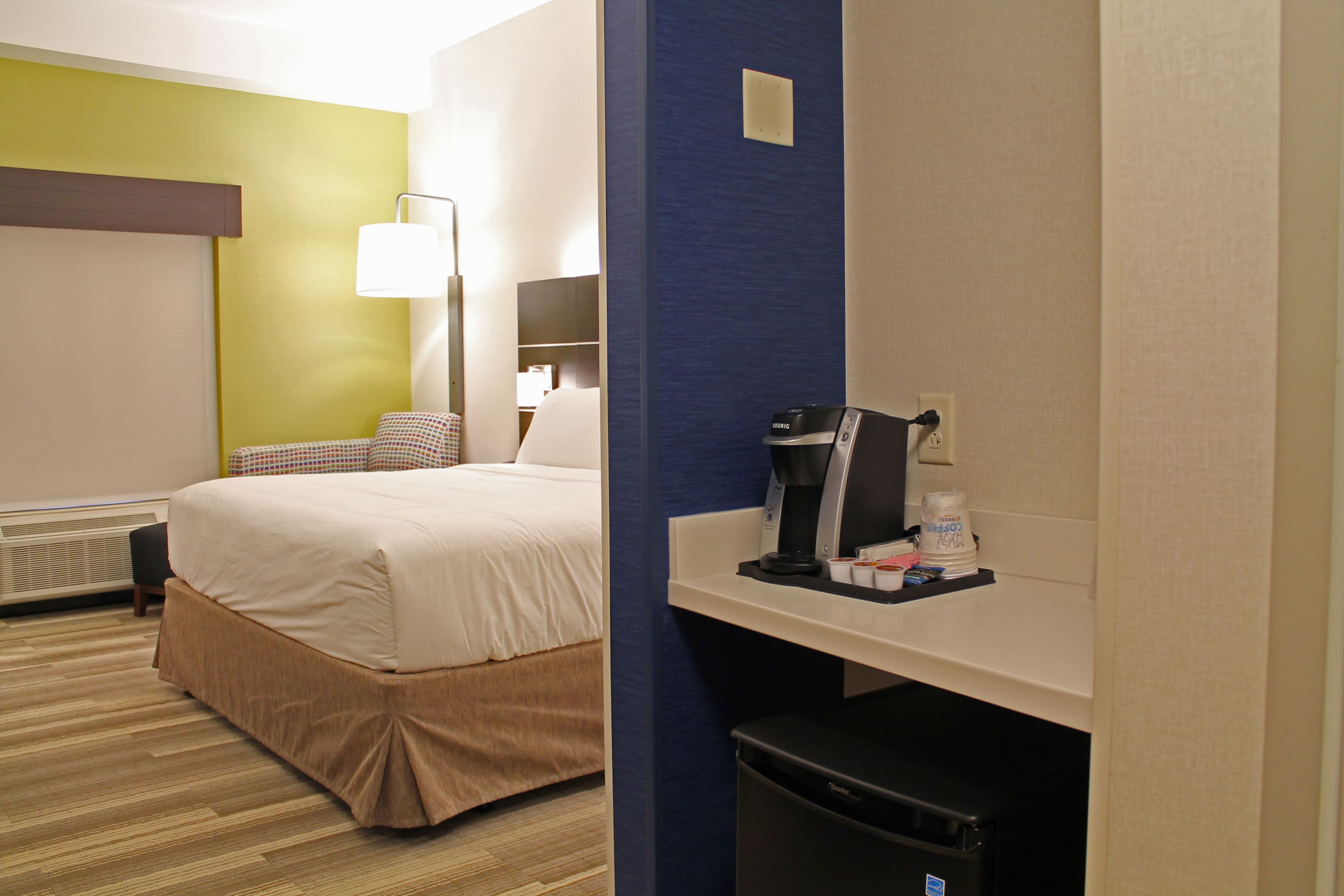 Holiday Inn Express & Suites St. Louis South - I-55 — 13