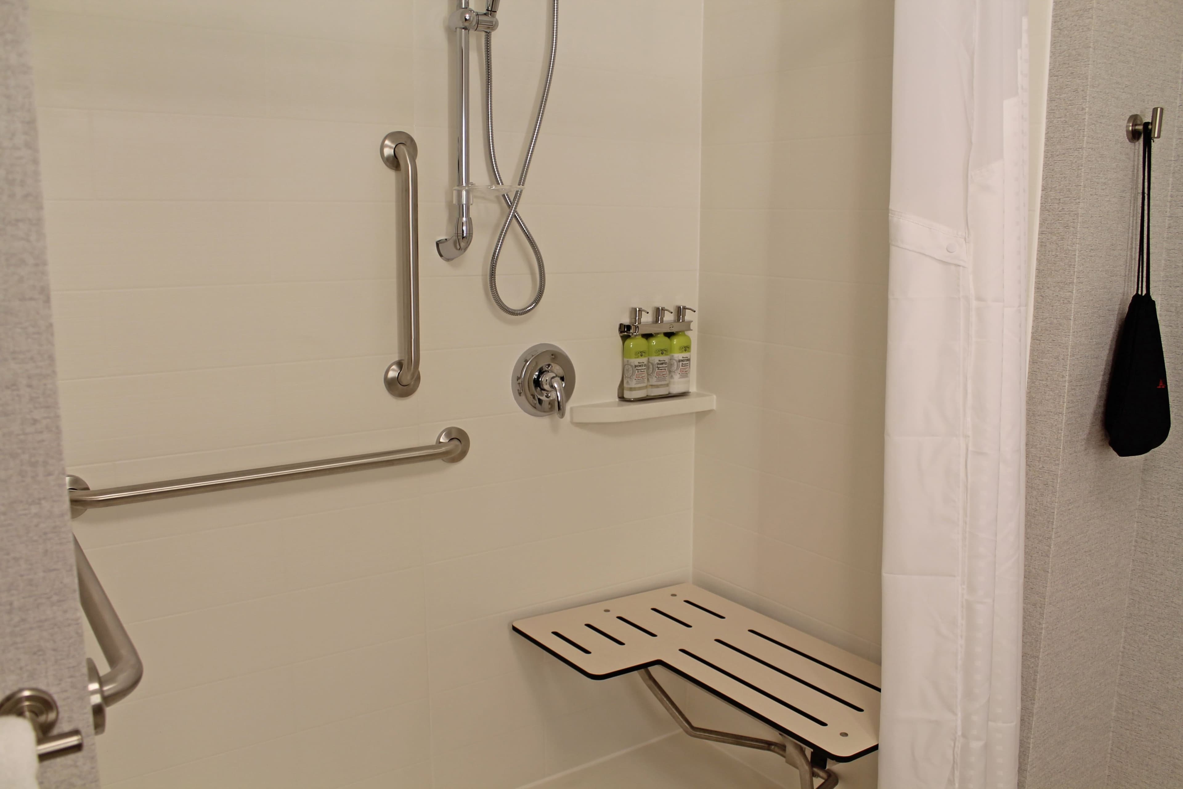 Holiday Inn Express & Suites St. Louis South - I-55 — 12