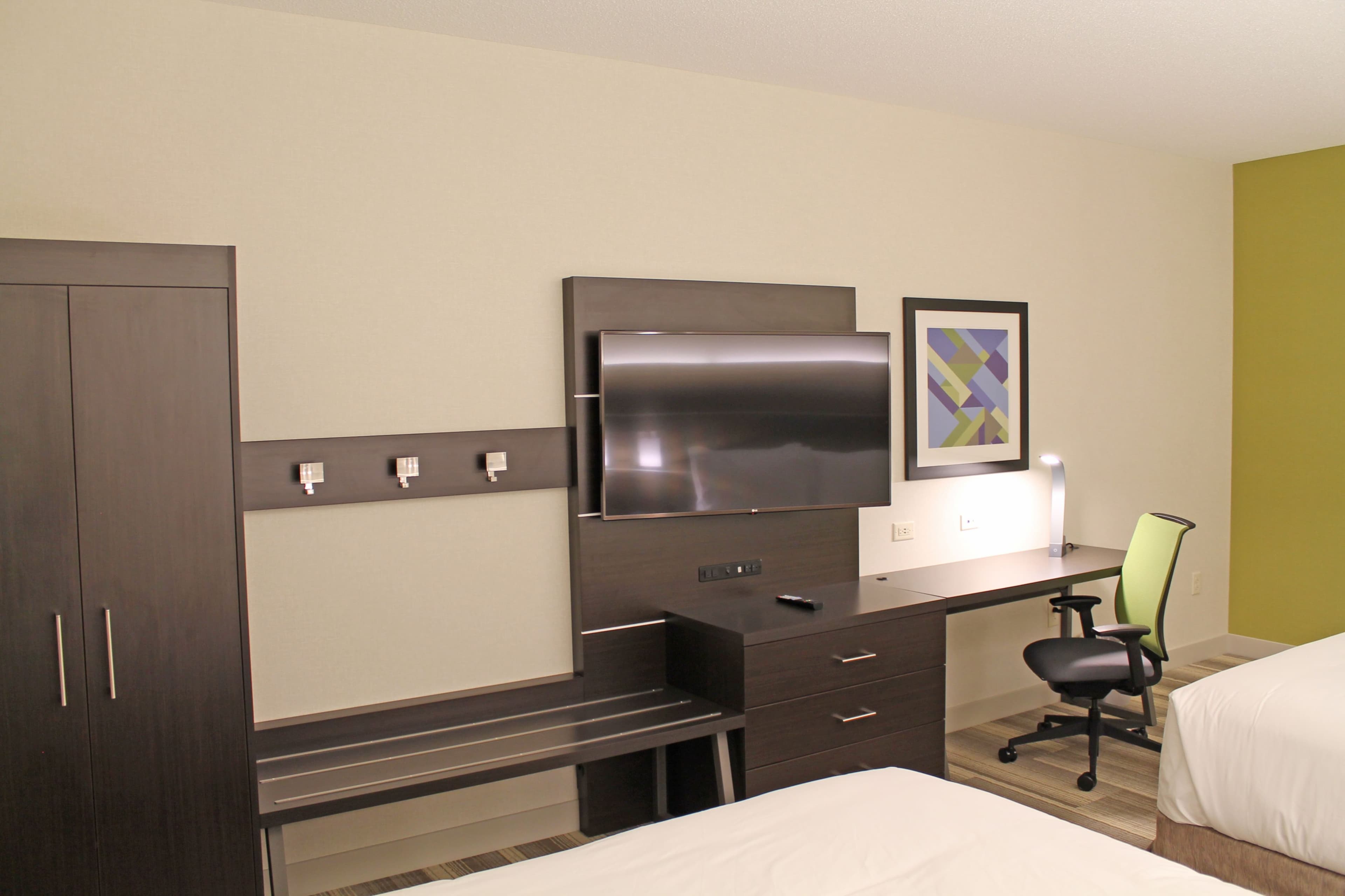 Holiday Inn Express & Suites St. Louis South - I-55 — 34
