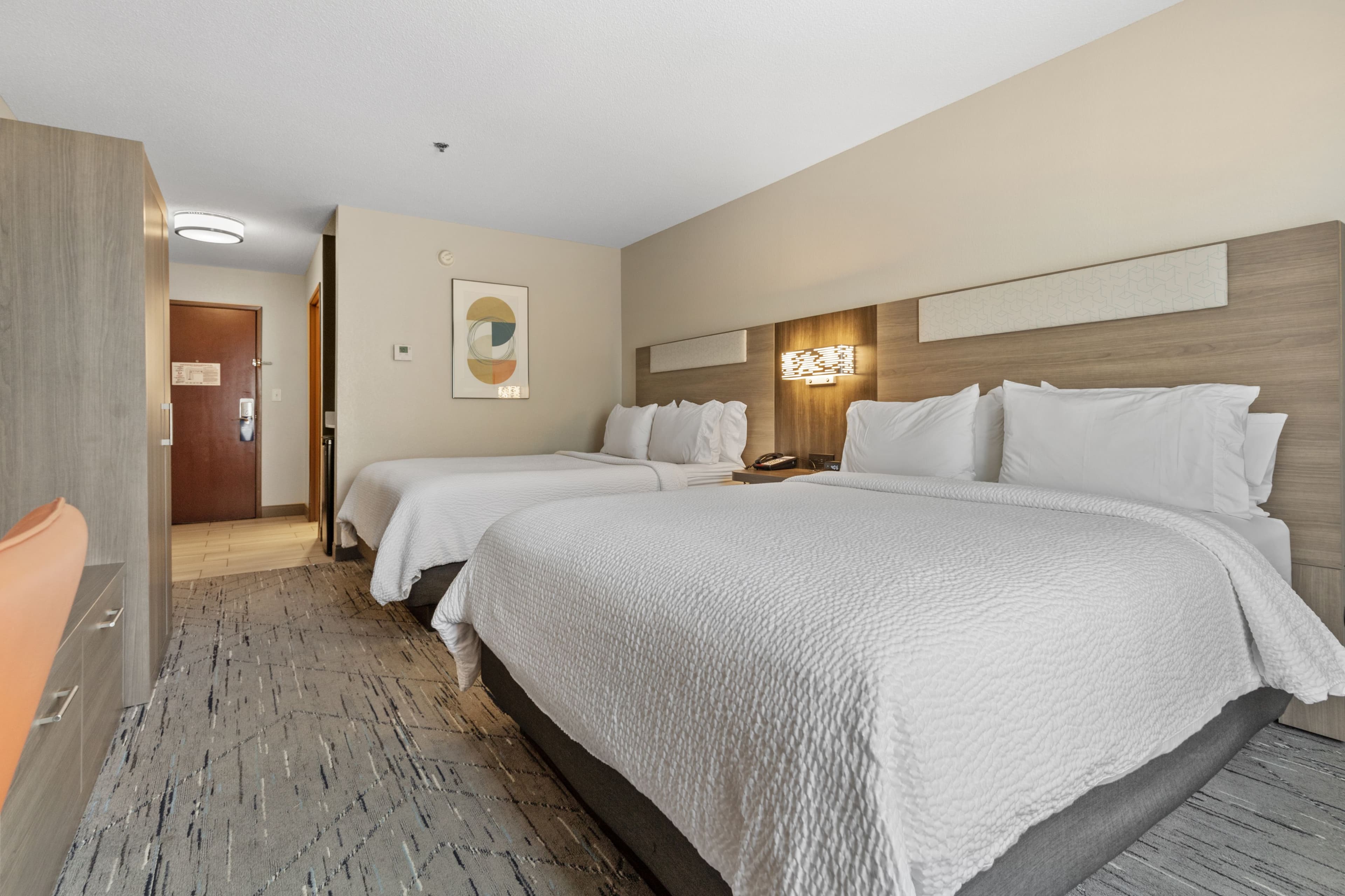 Holiday Inn Express & Suites Starkville — 11