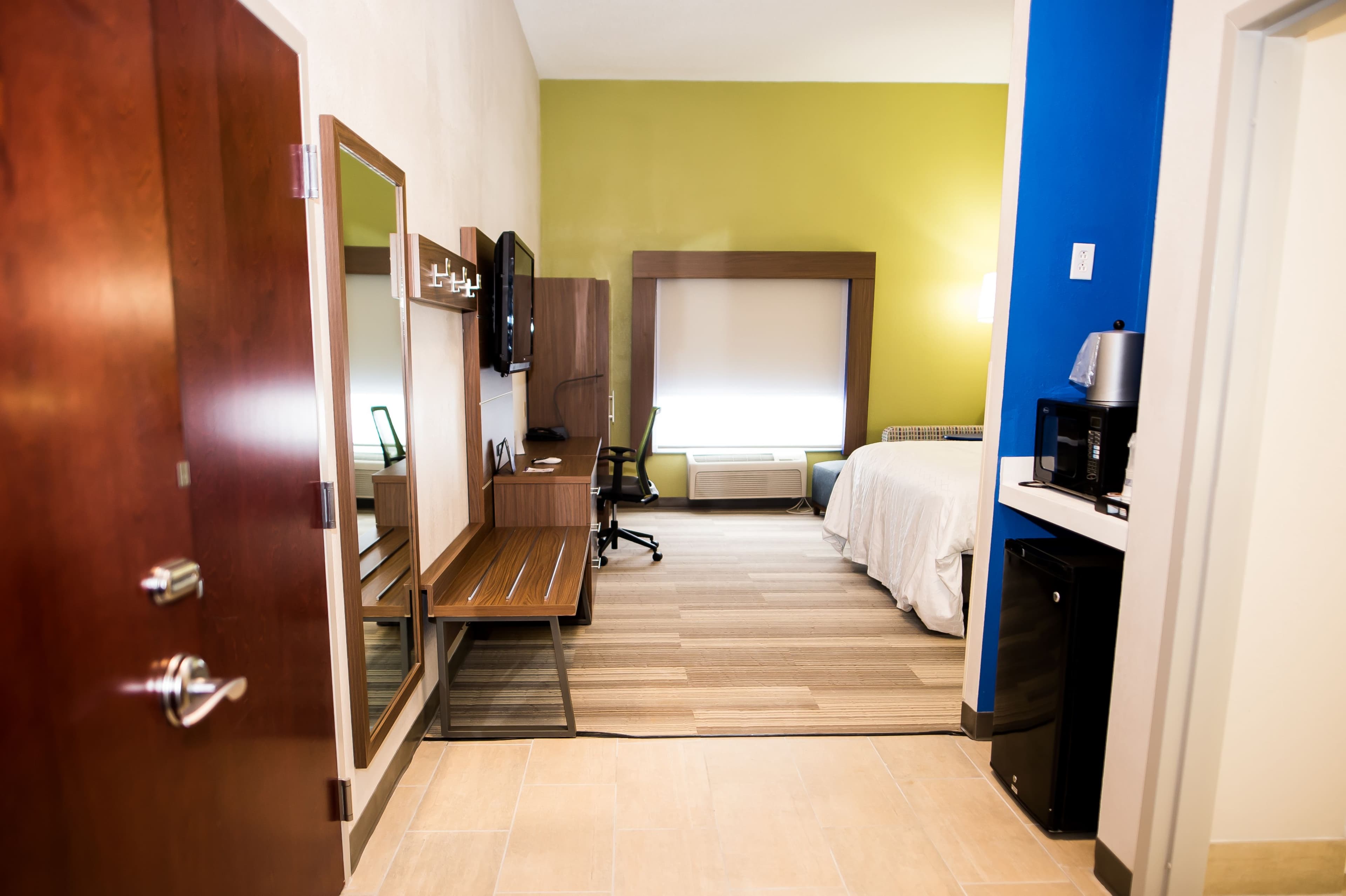 Holiday Inn Express & Suites Statesville — 12