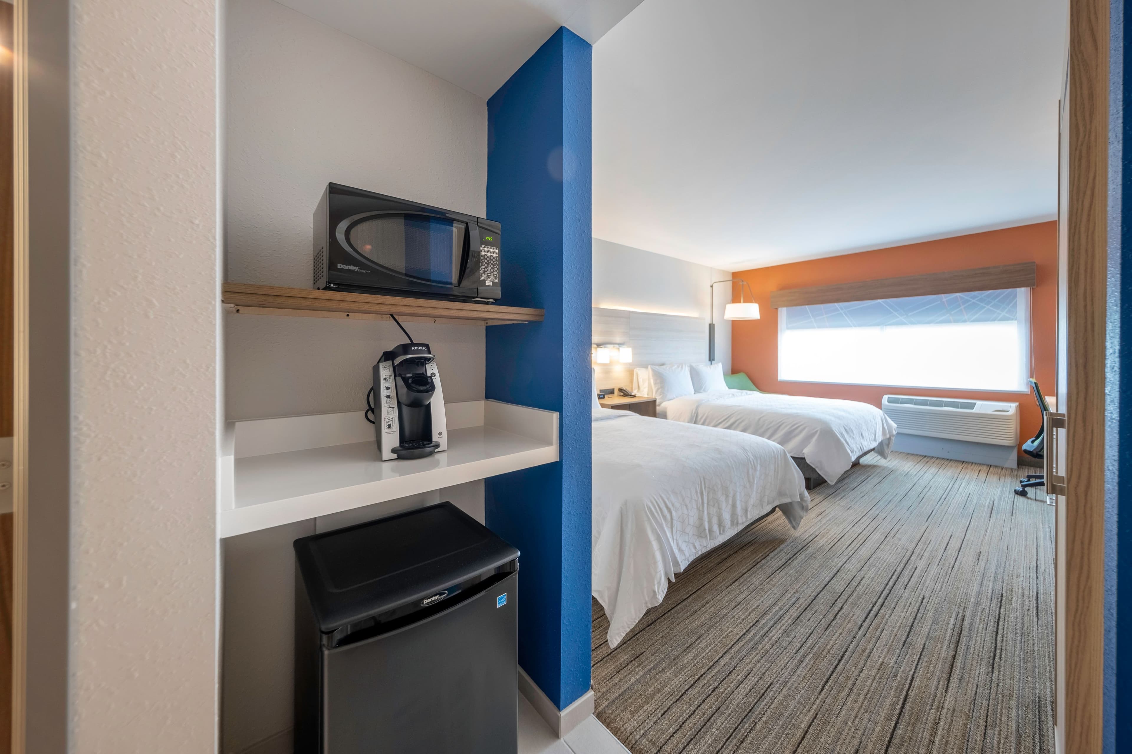 Holiday Inn Express & Suites Staunton — 25