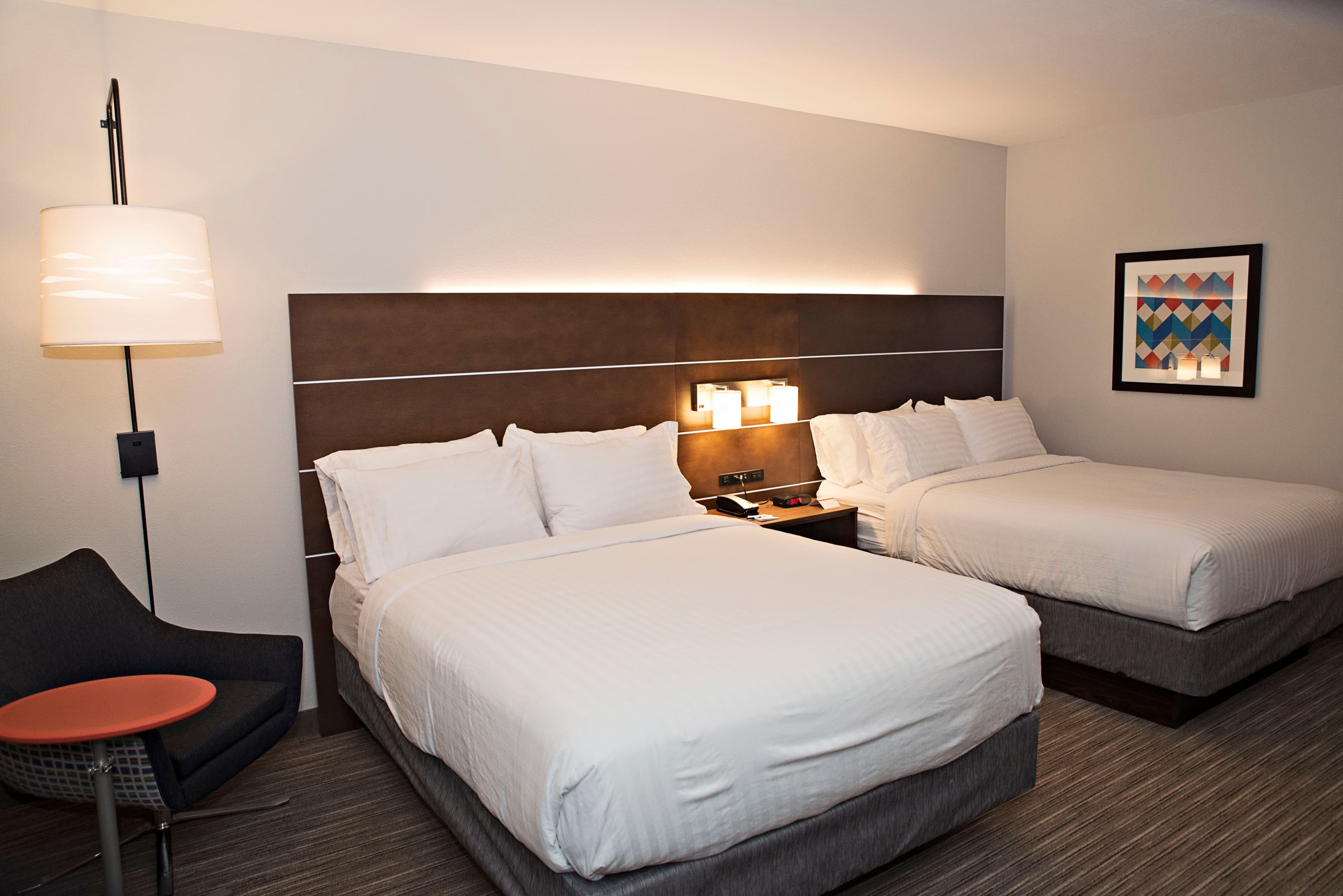 Holiday Inn Express & Suites Sterling — 19