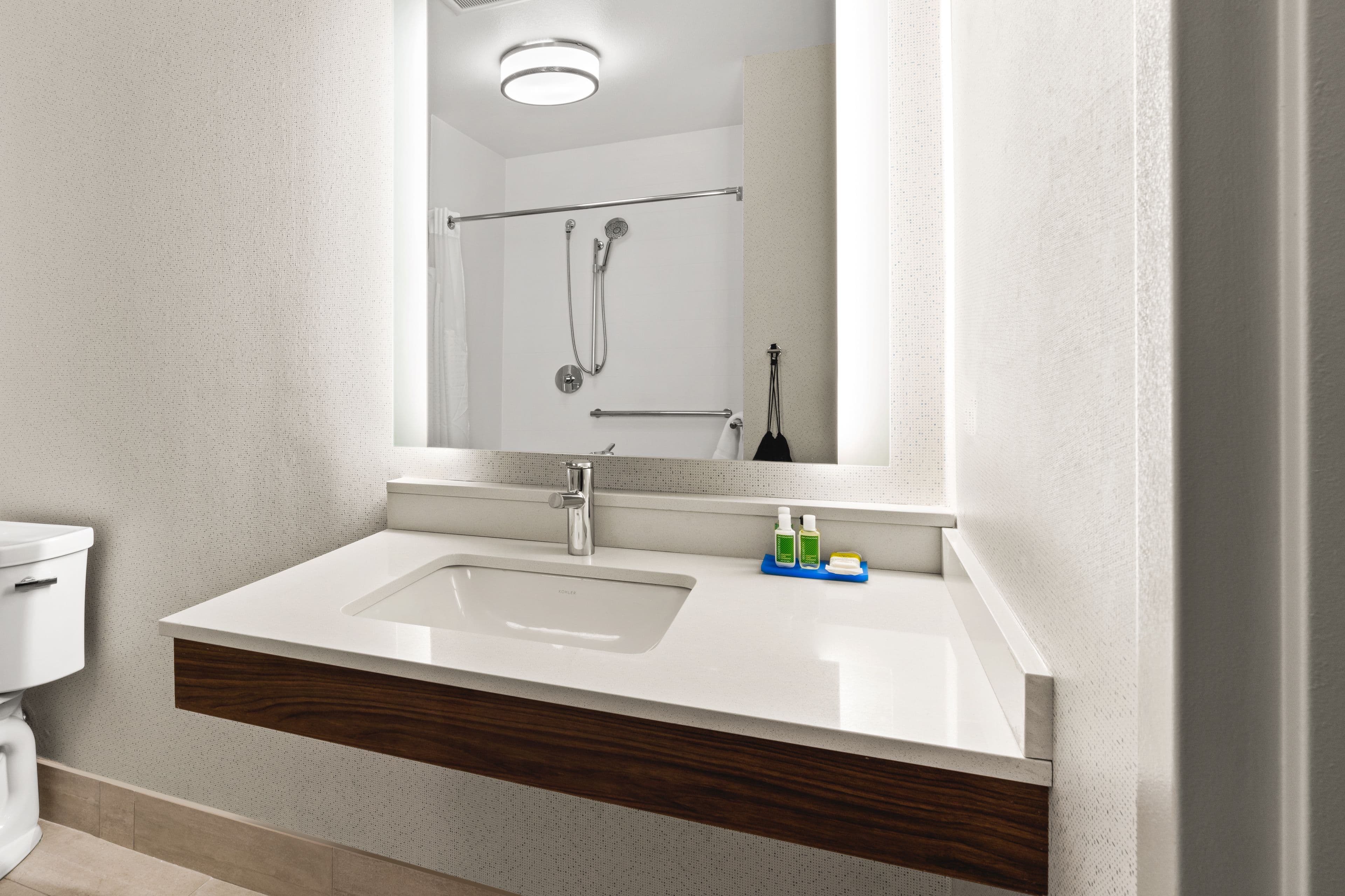 Holiday Inn Express & Suites Suisun City — 18