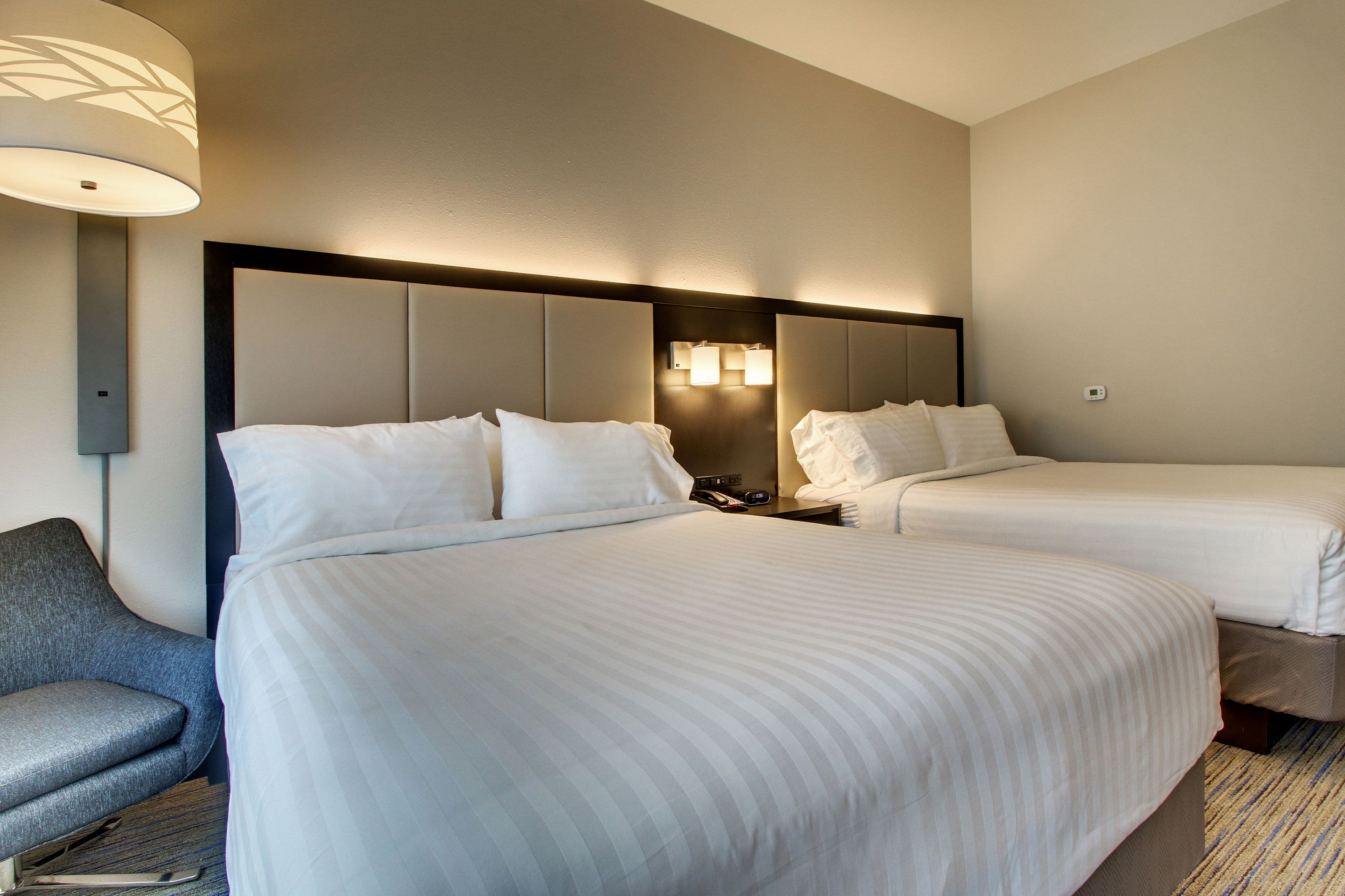 Holiday Inn Express & Suites Summerville — 25