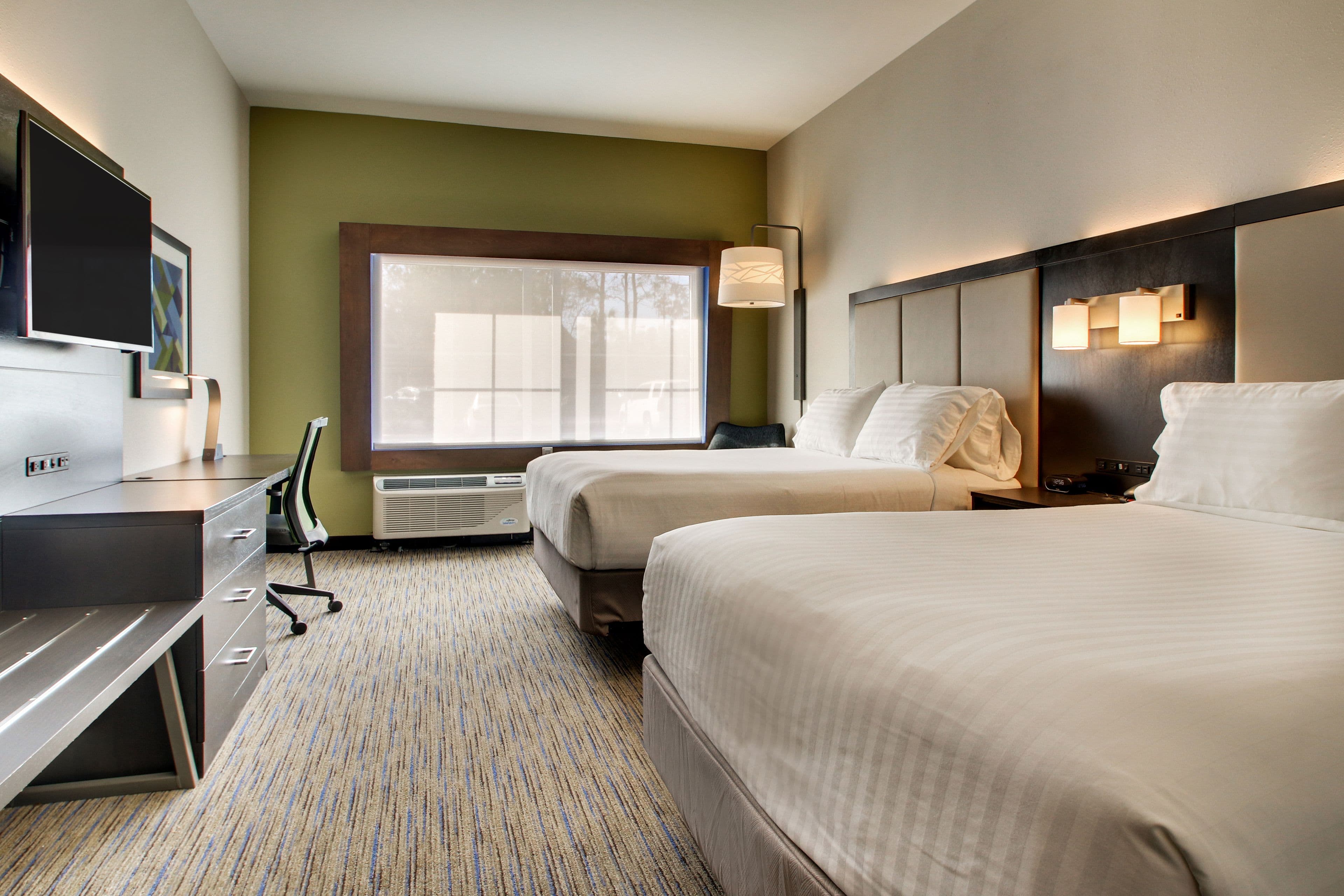 Holiday Inn Express & Suites Summerville — 41