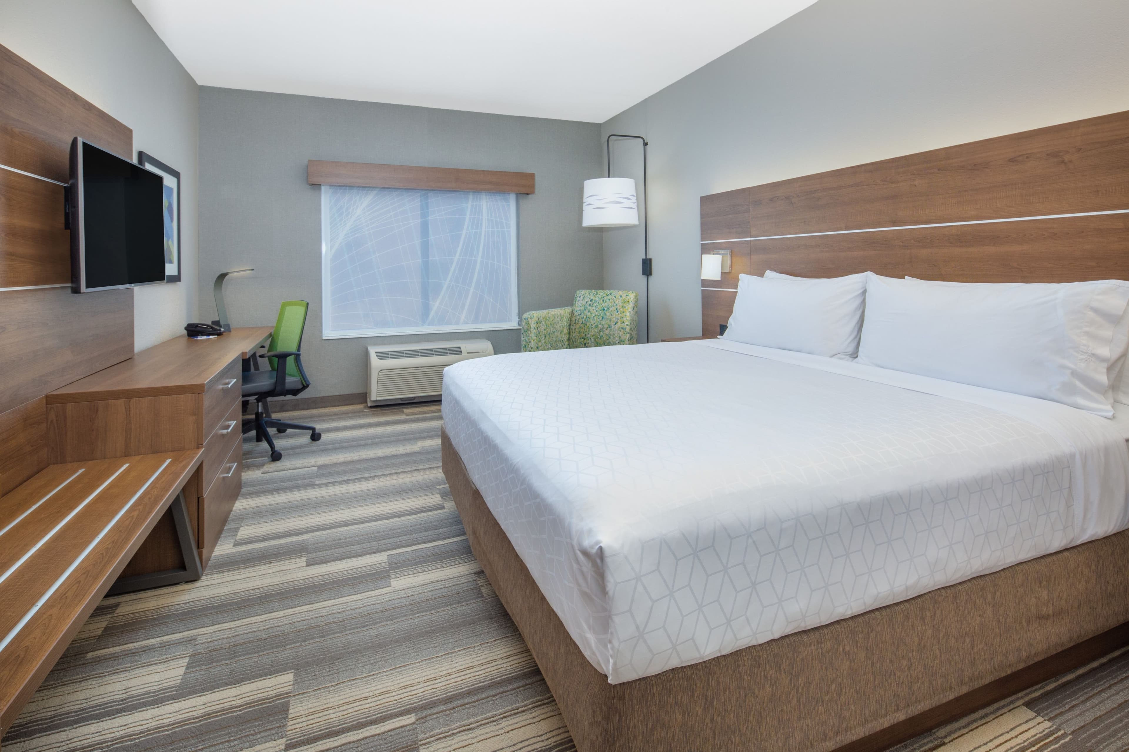 Holiday Inn Express & Suites Surprise — 6