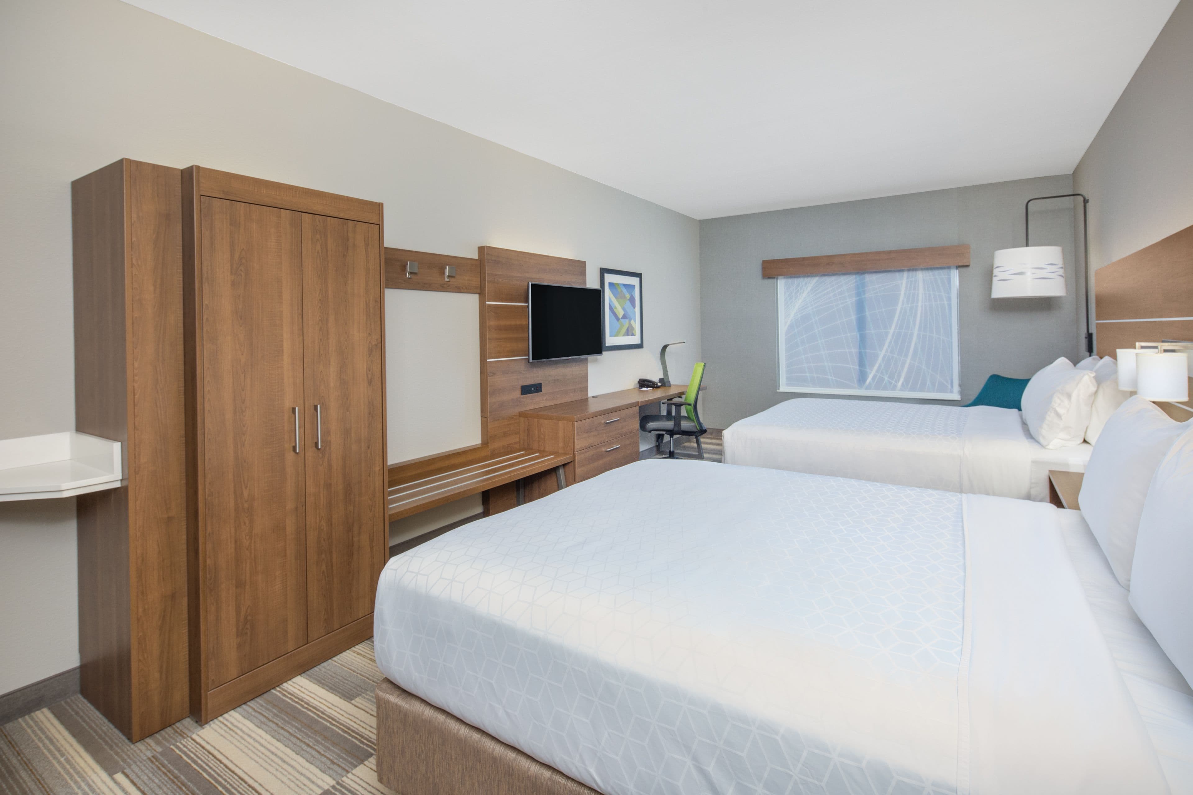 Holiday Inn Express & Suites Surprise — 15
