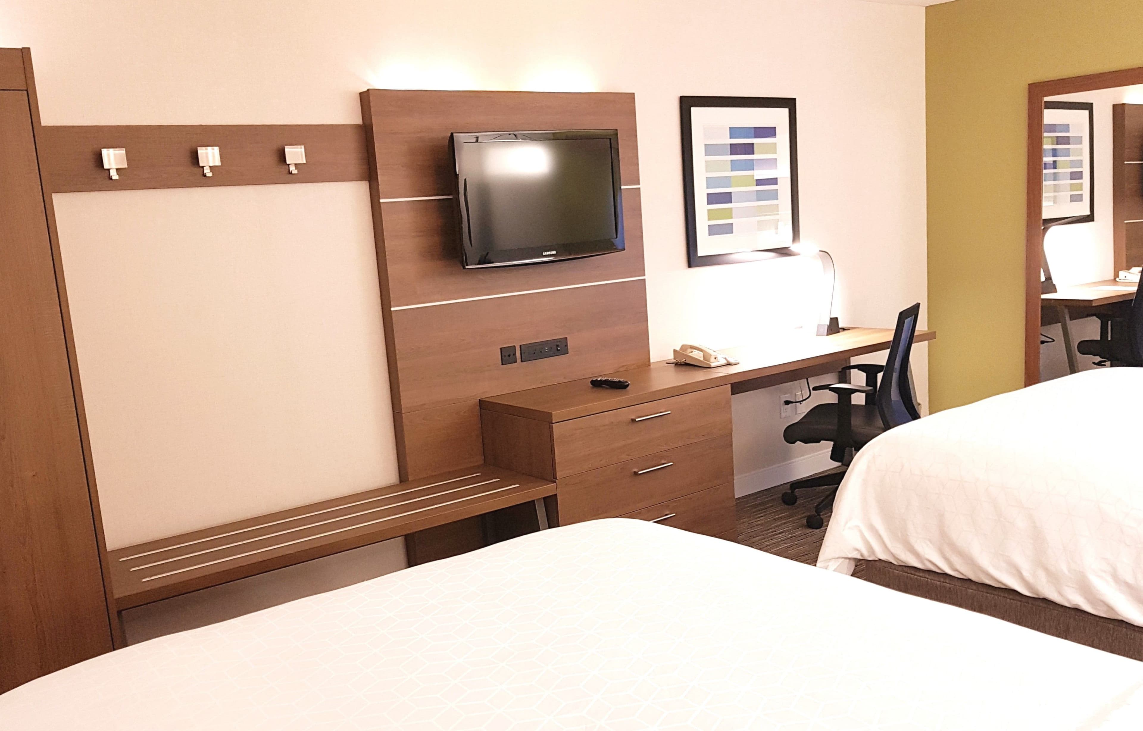 Holiday Inn Express & Suites Surrey — 24
