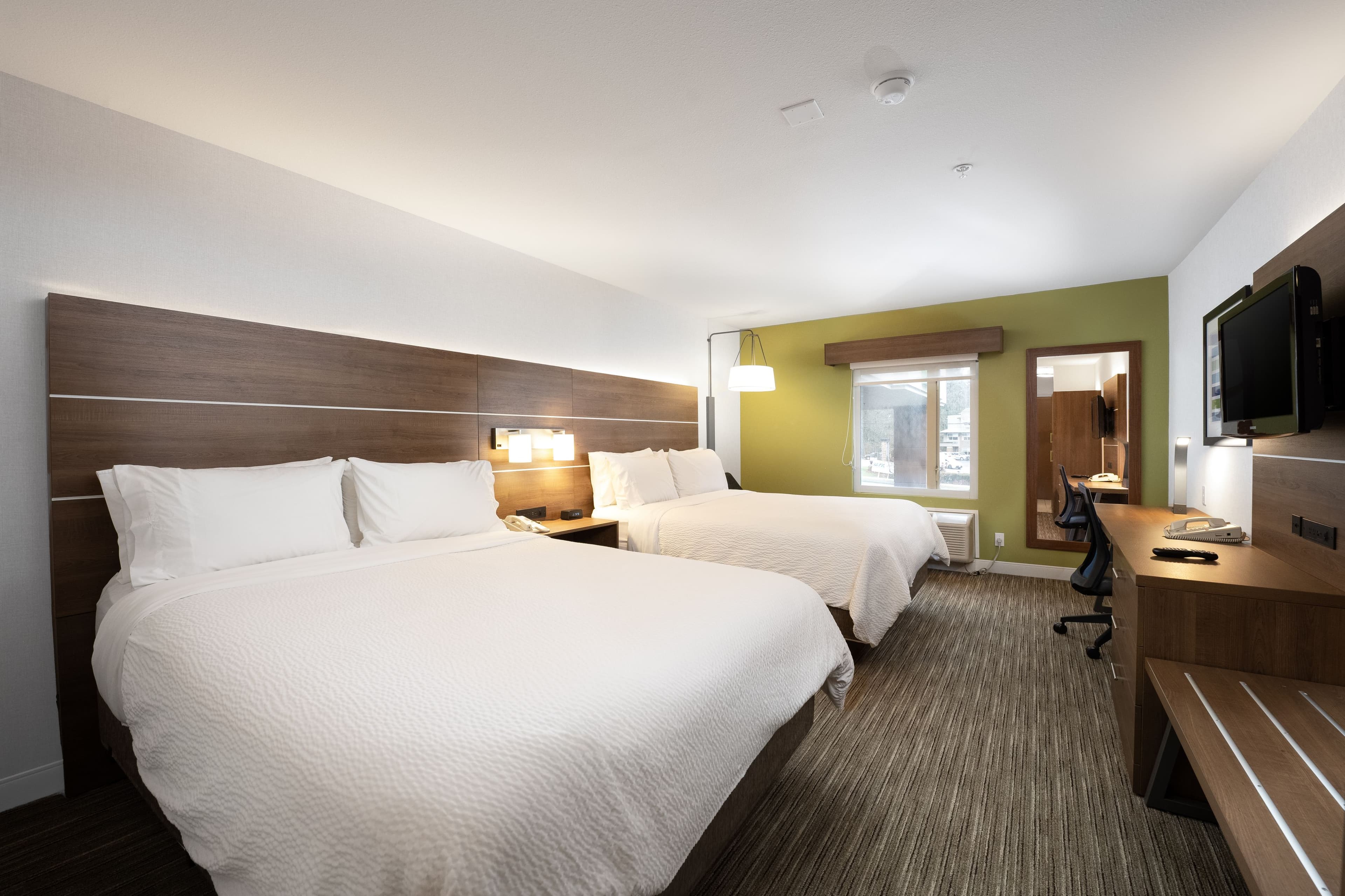 Holiday Inn Express & Suites Surrey — 22